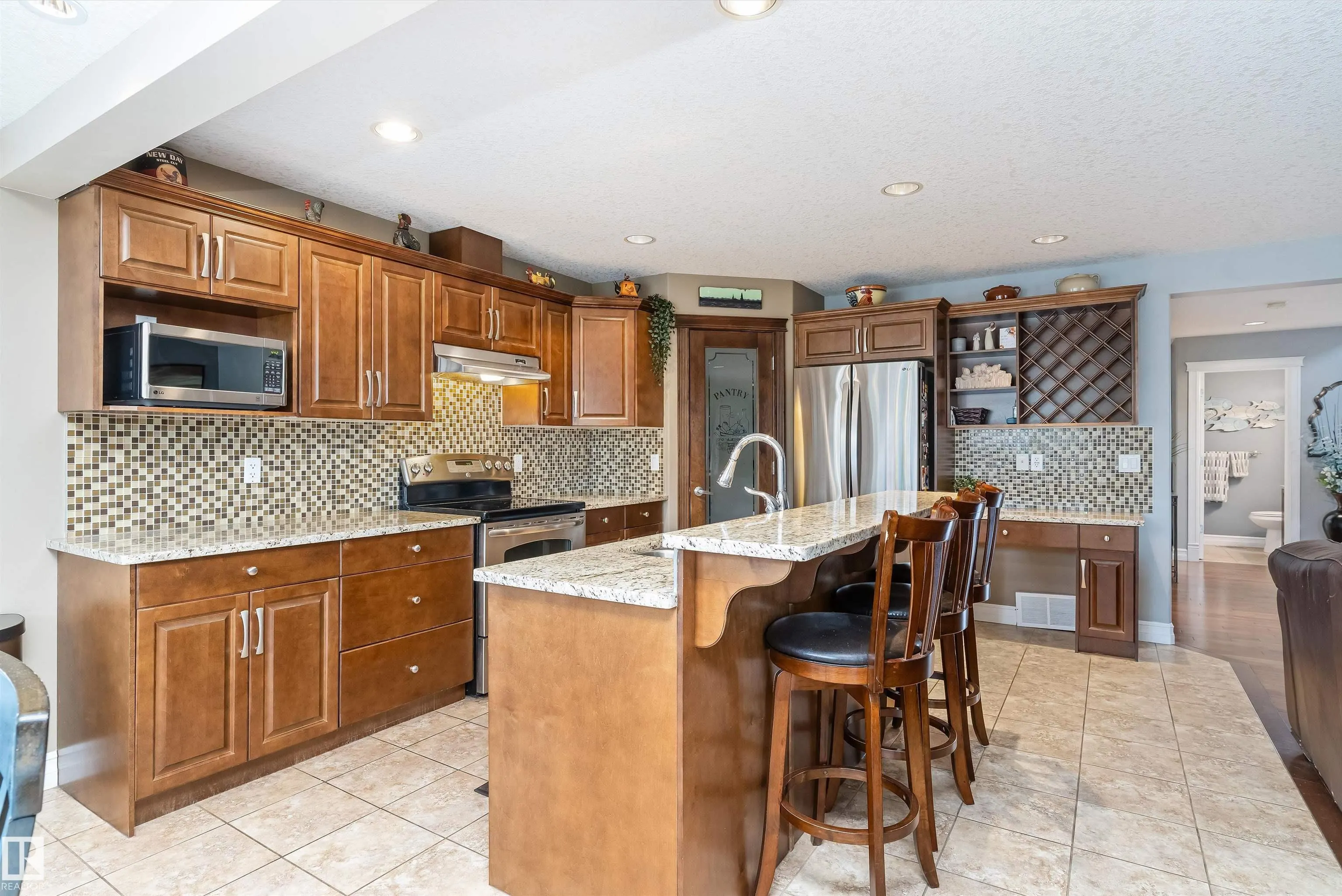 484 FOXTAIL Court