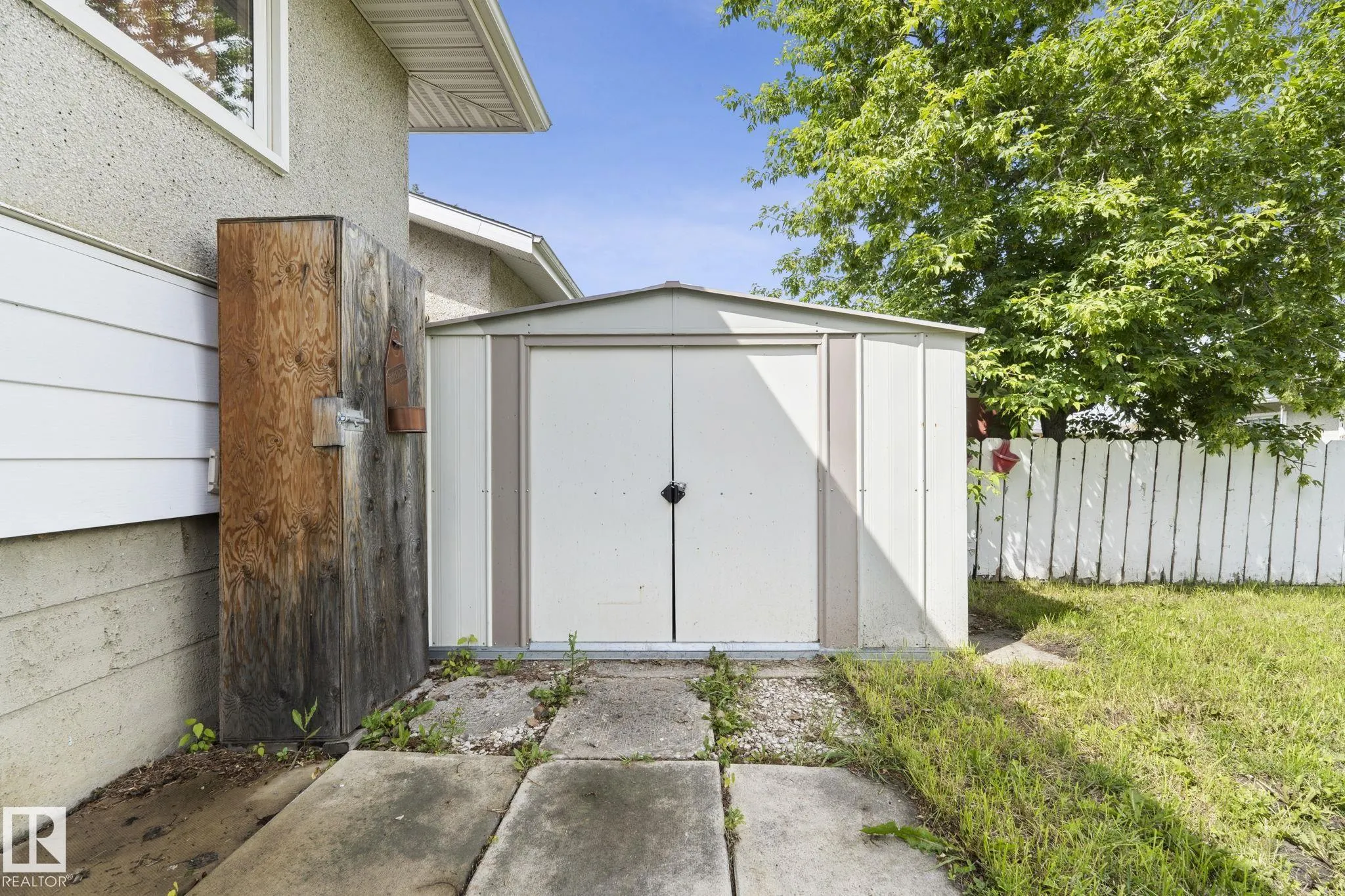 12823 88 Street