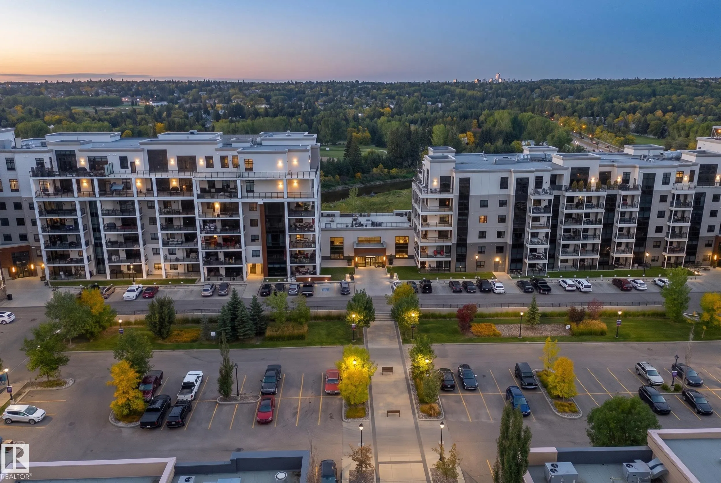 200 BELLEROSE Drive