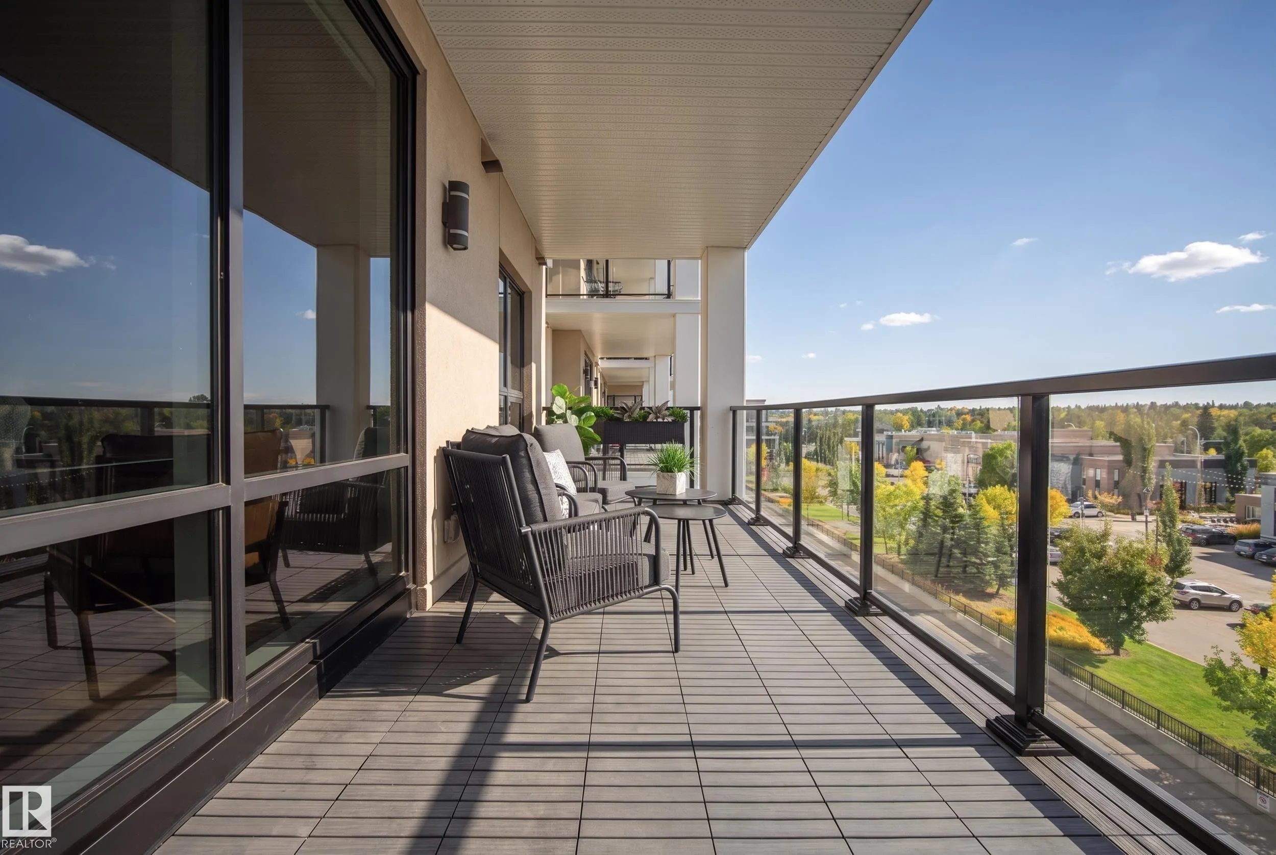 200 BELLEROSE Drive