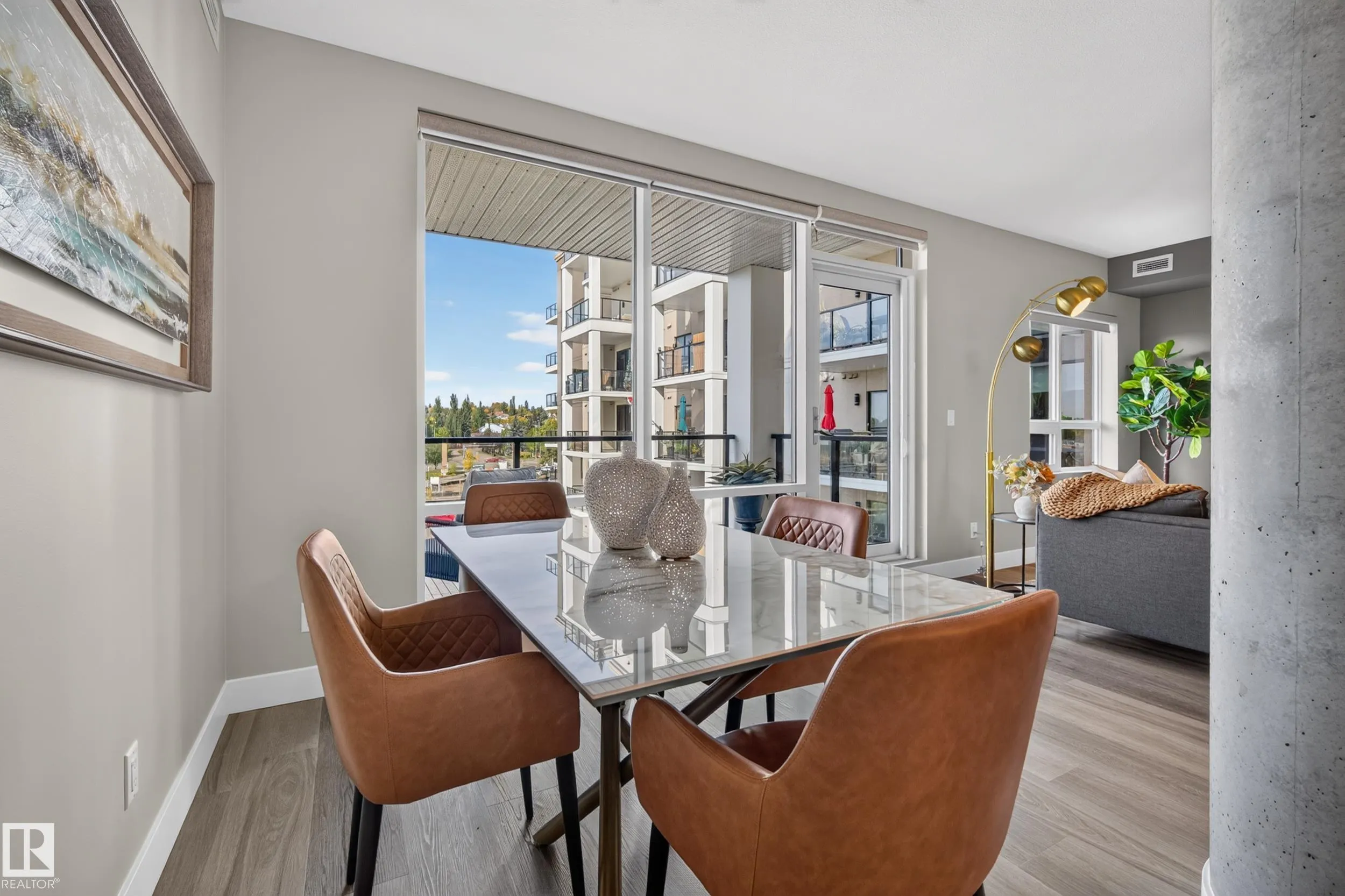200 BELLEROSE Drive