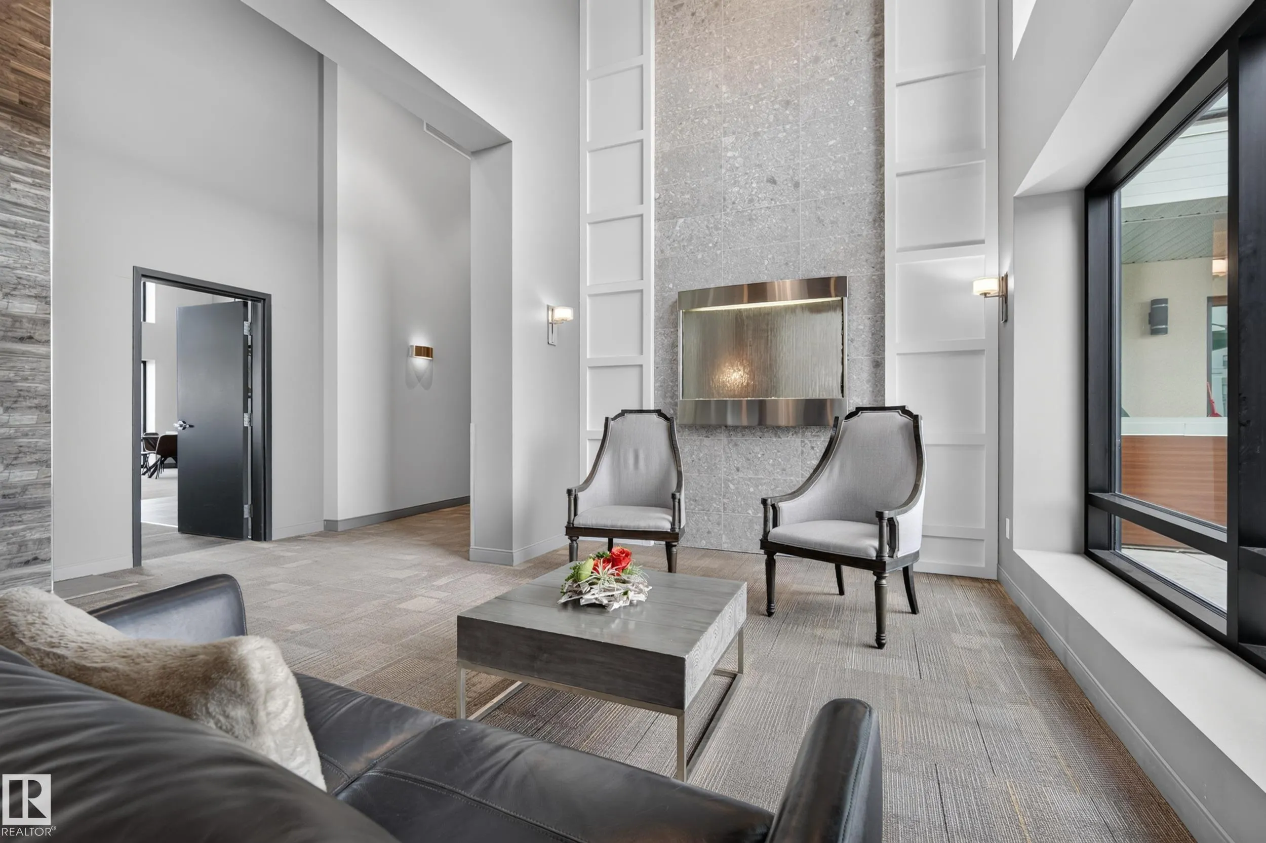 200 BELLEROSE Drive