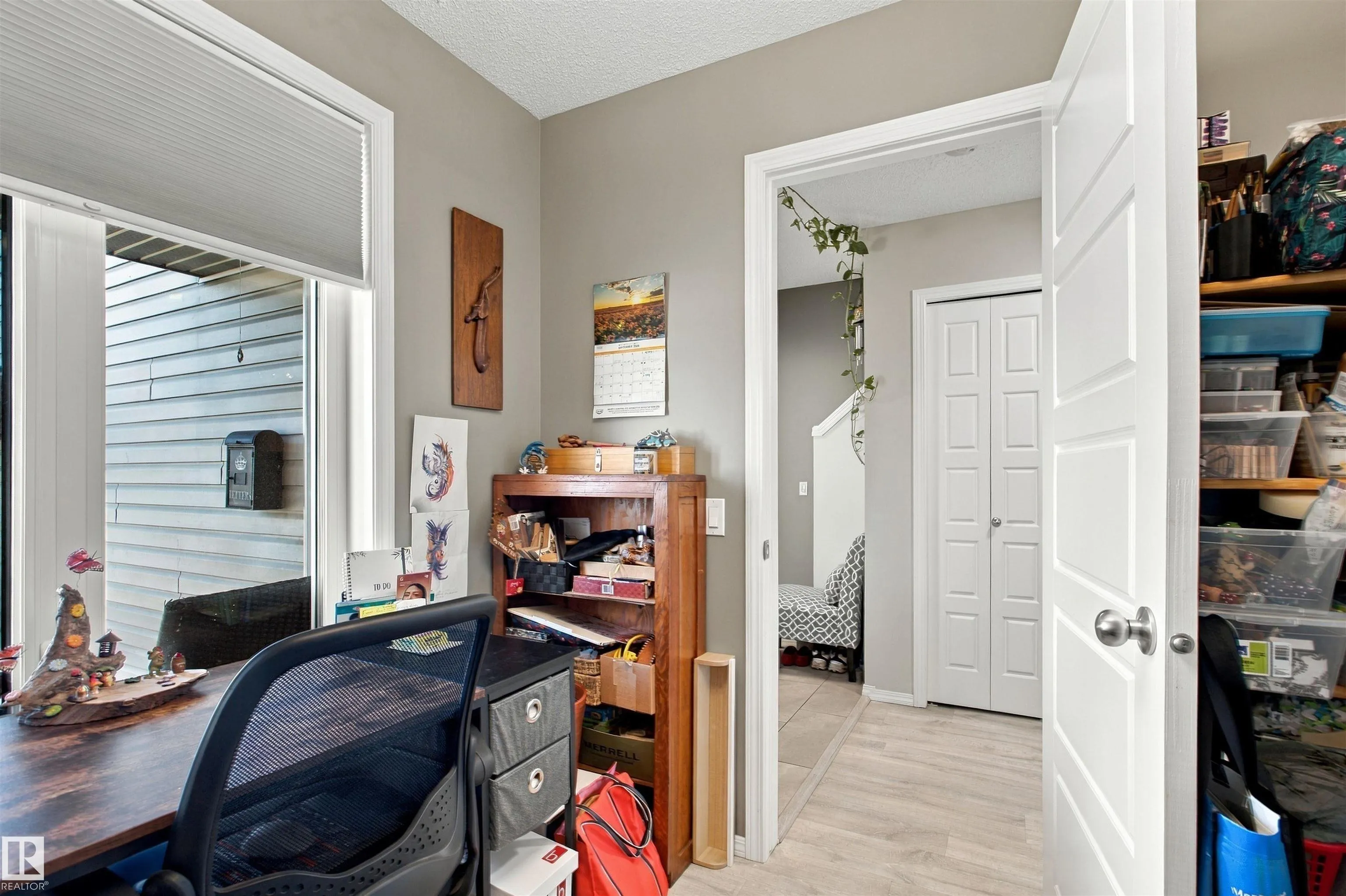 38 RED TAIL Way