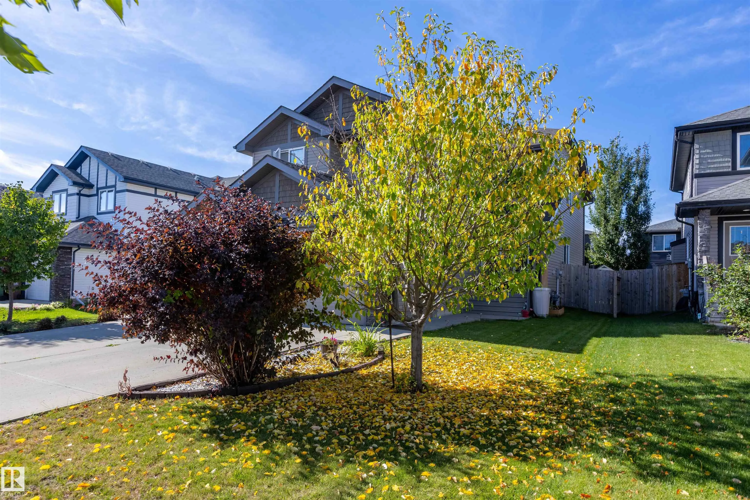38 RED TAIL Way