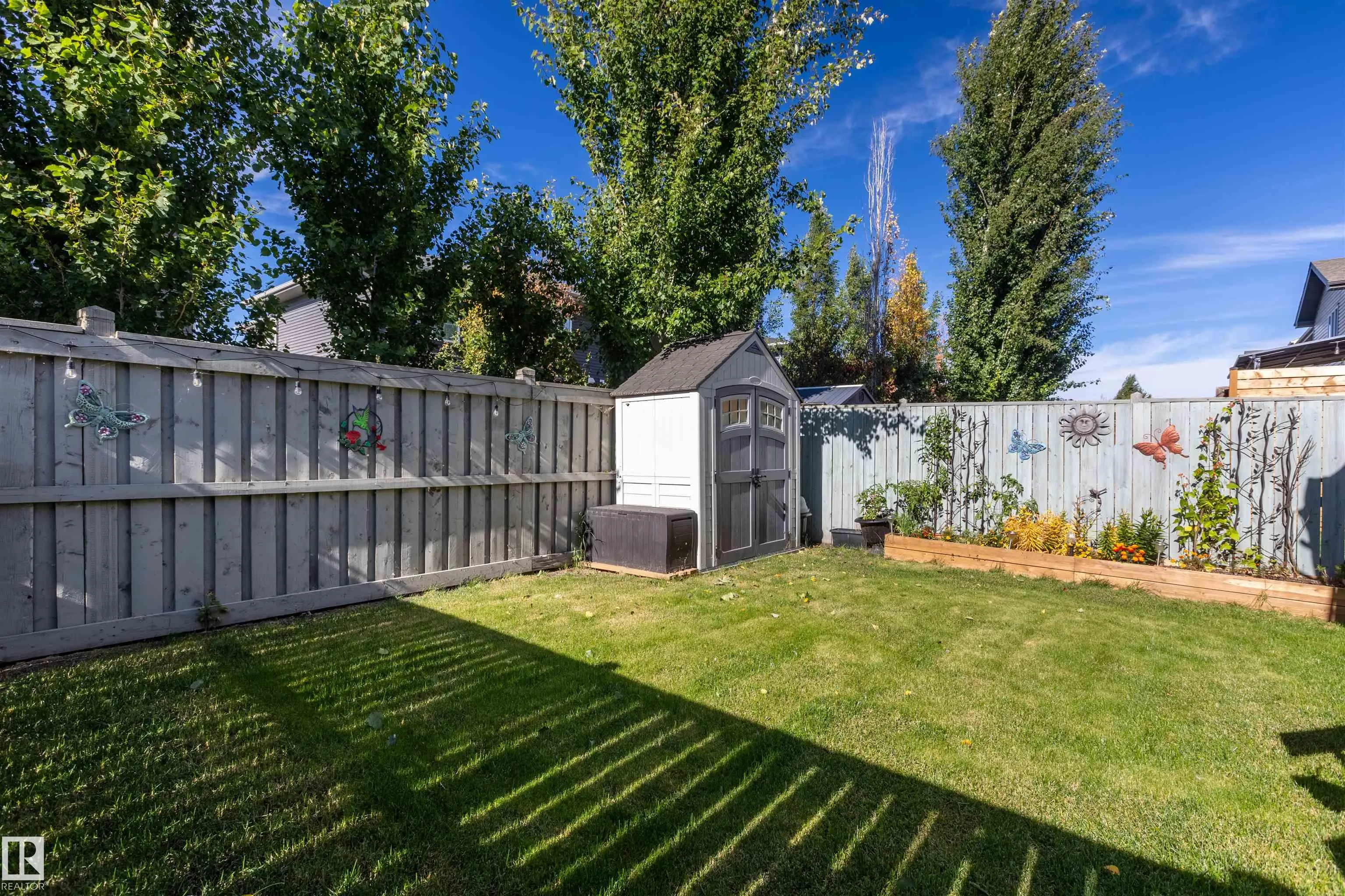38 RED TAIL Way