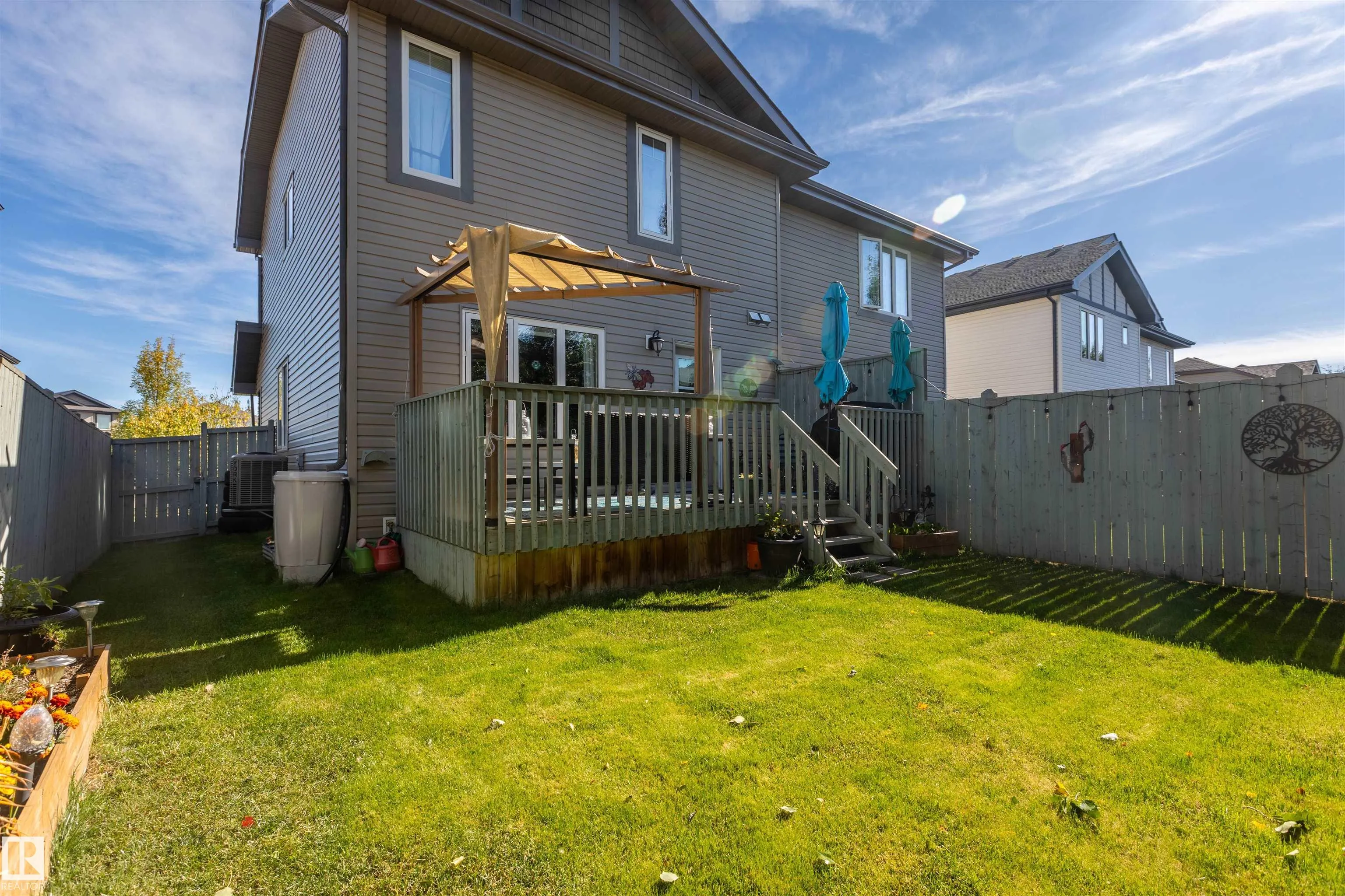 38 RED TAIL Way