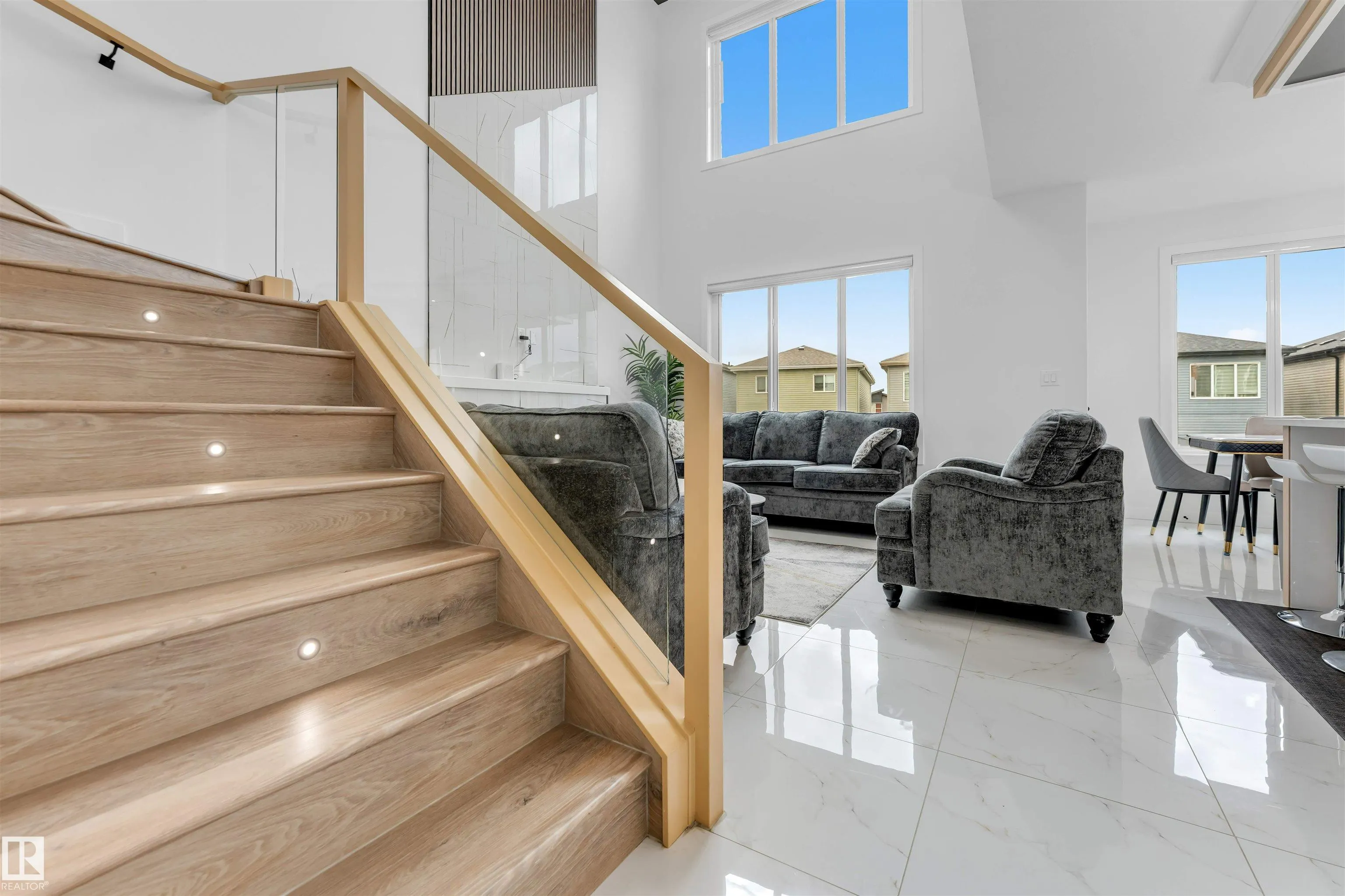 403 Pine Point