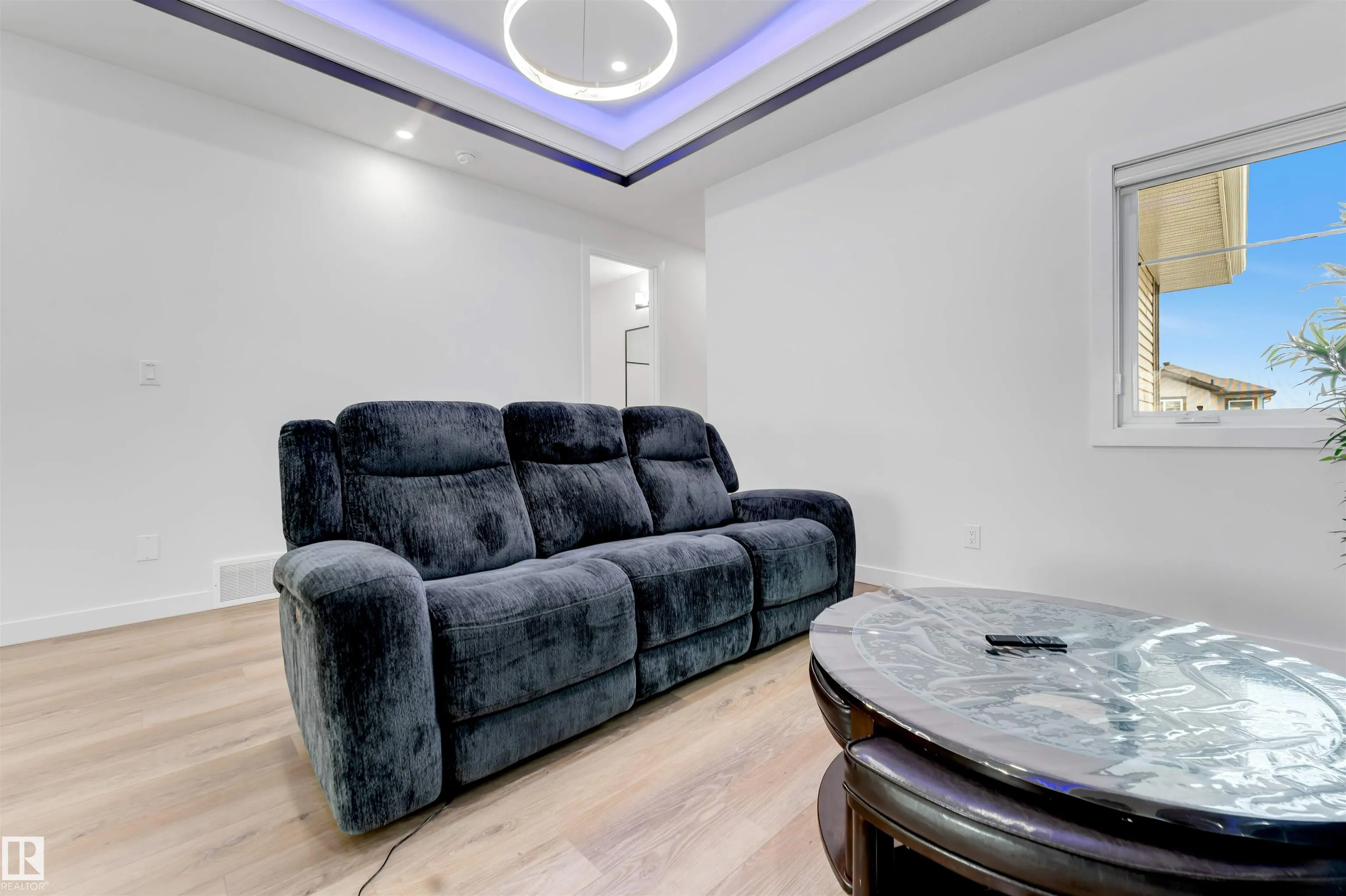 403 Pine Point