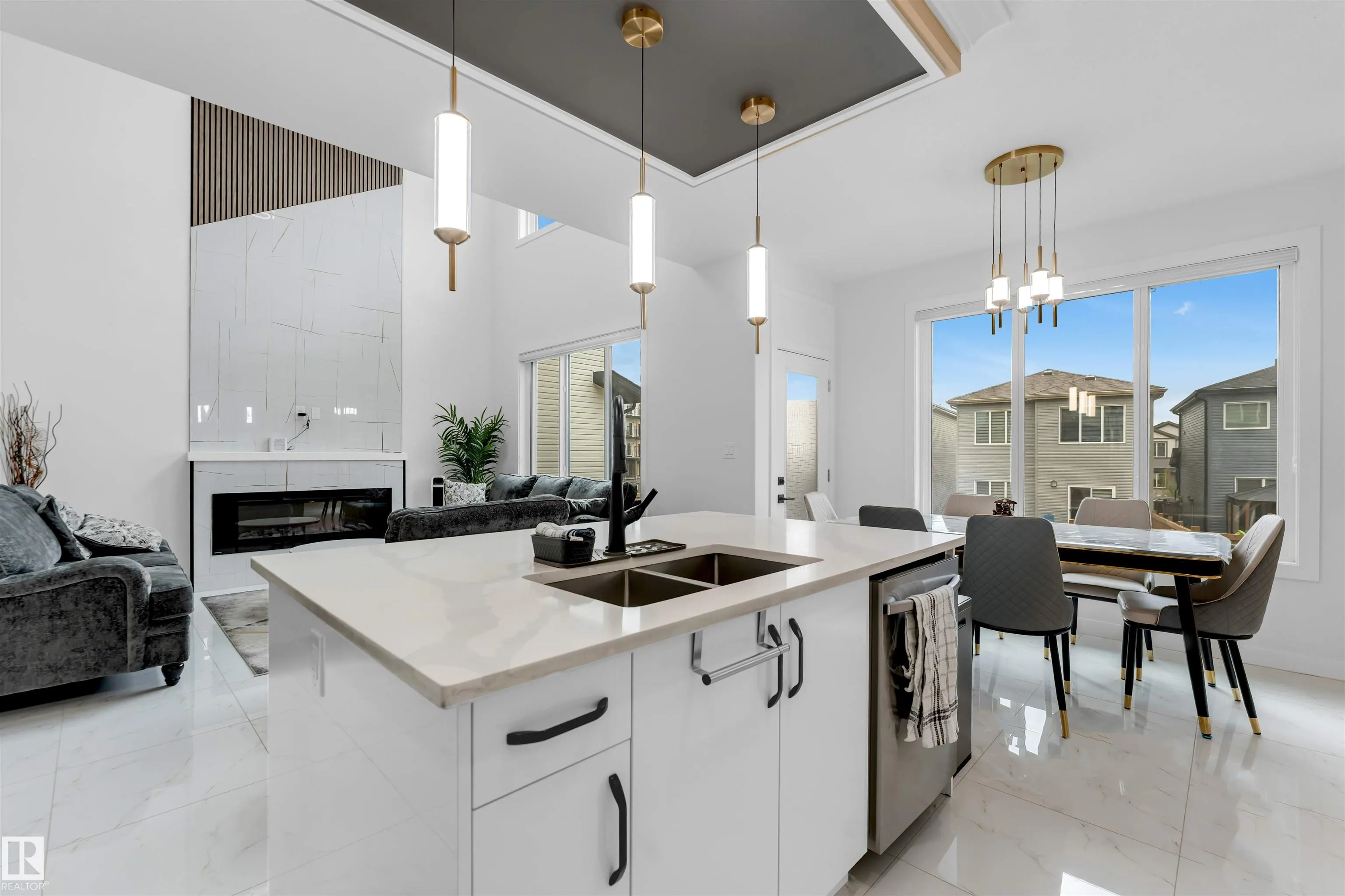 403 Pine Point