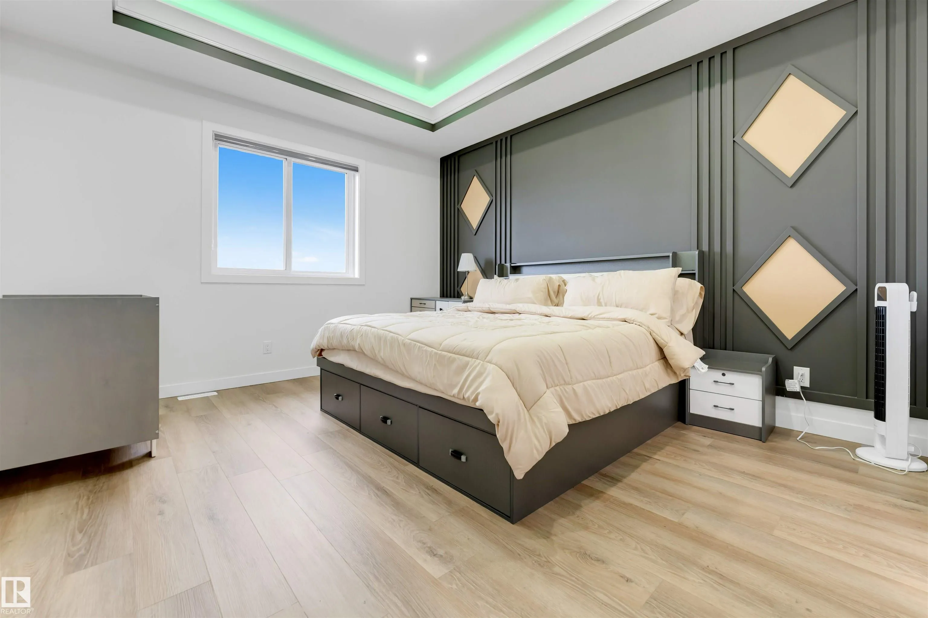 403 Pine Point