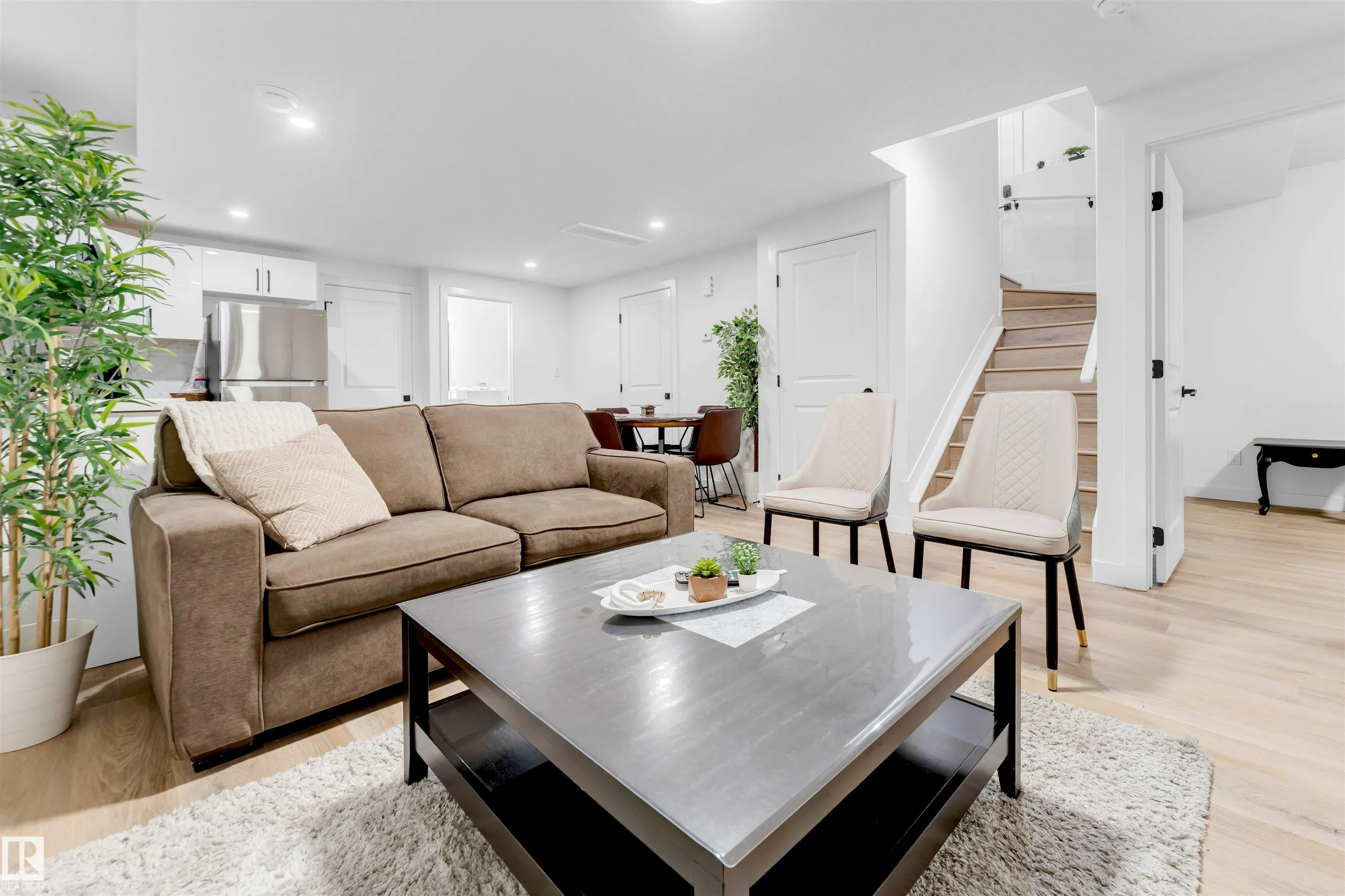 403 Pine Point