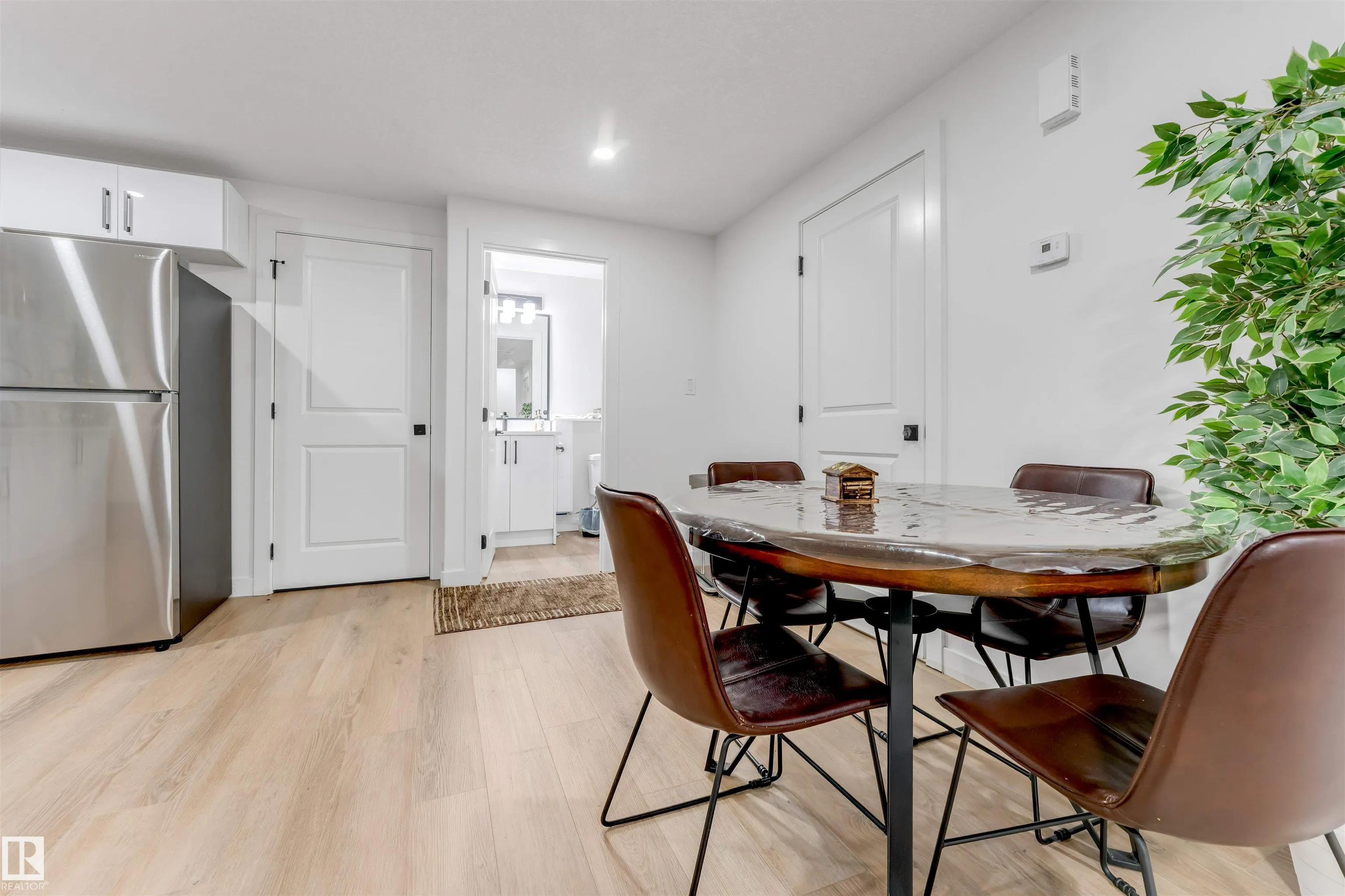 403 Pine Point