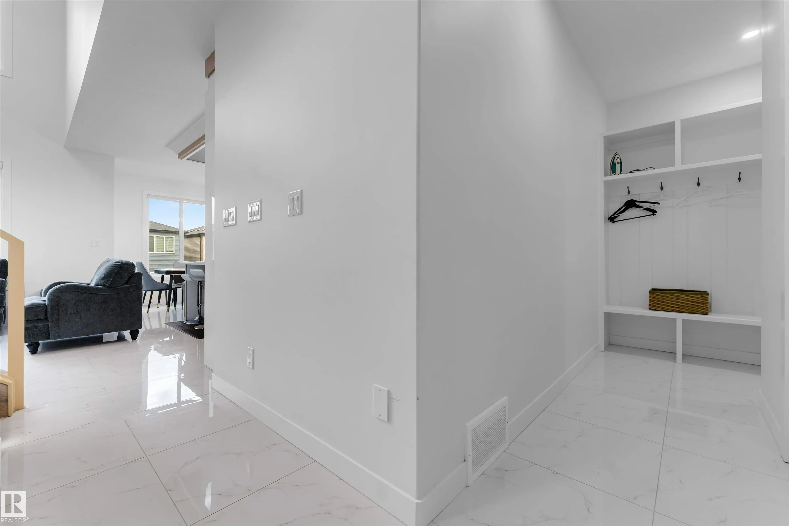 403 Pine Point