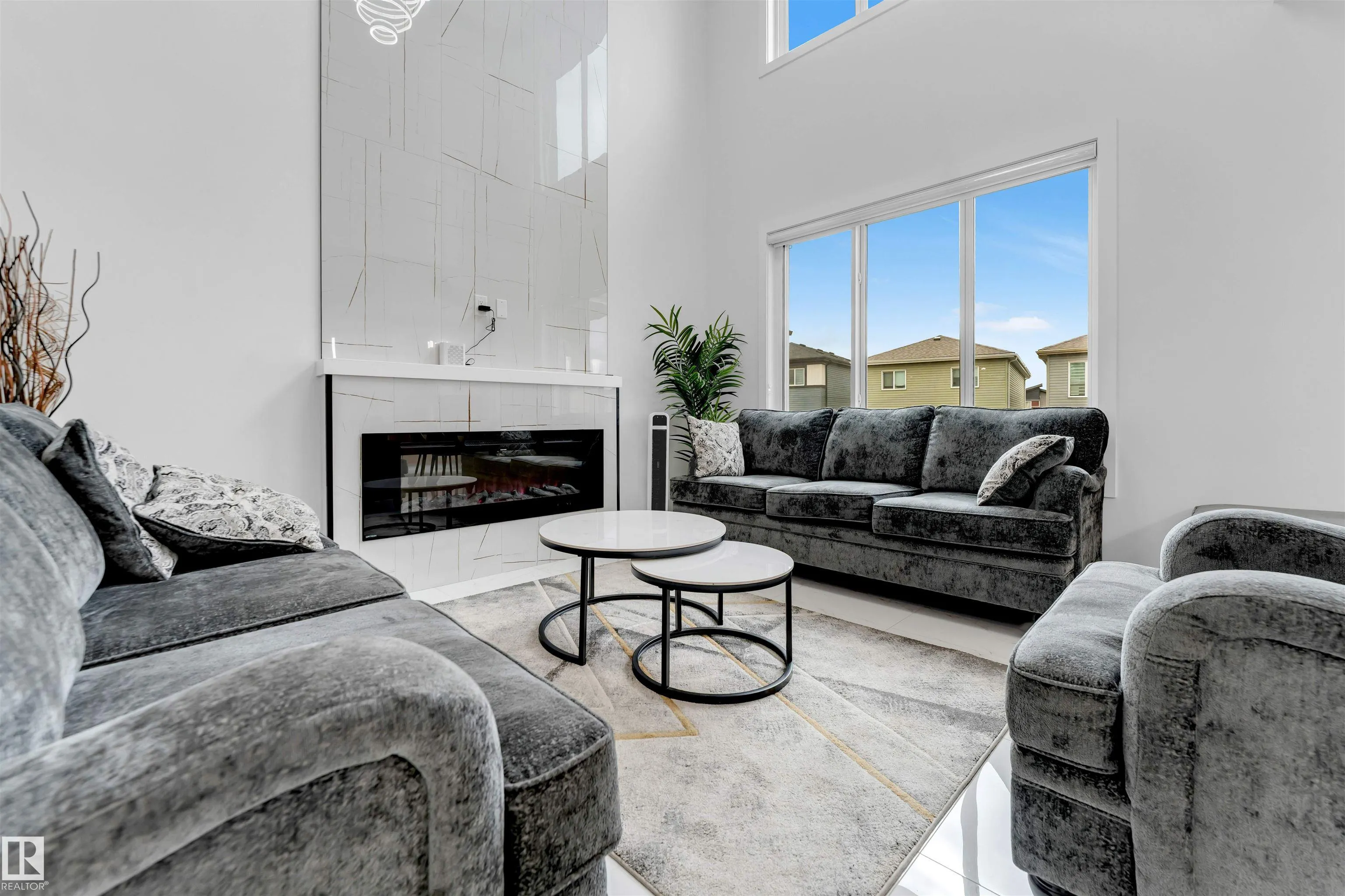 403 Pine Point