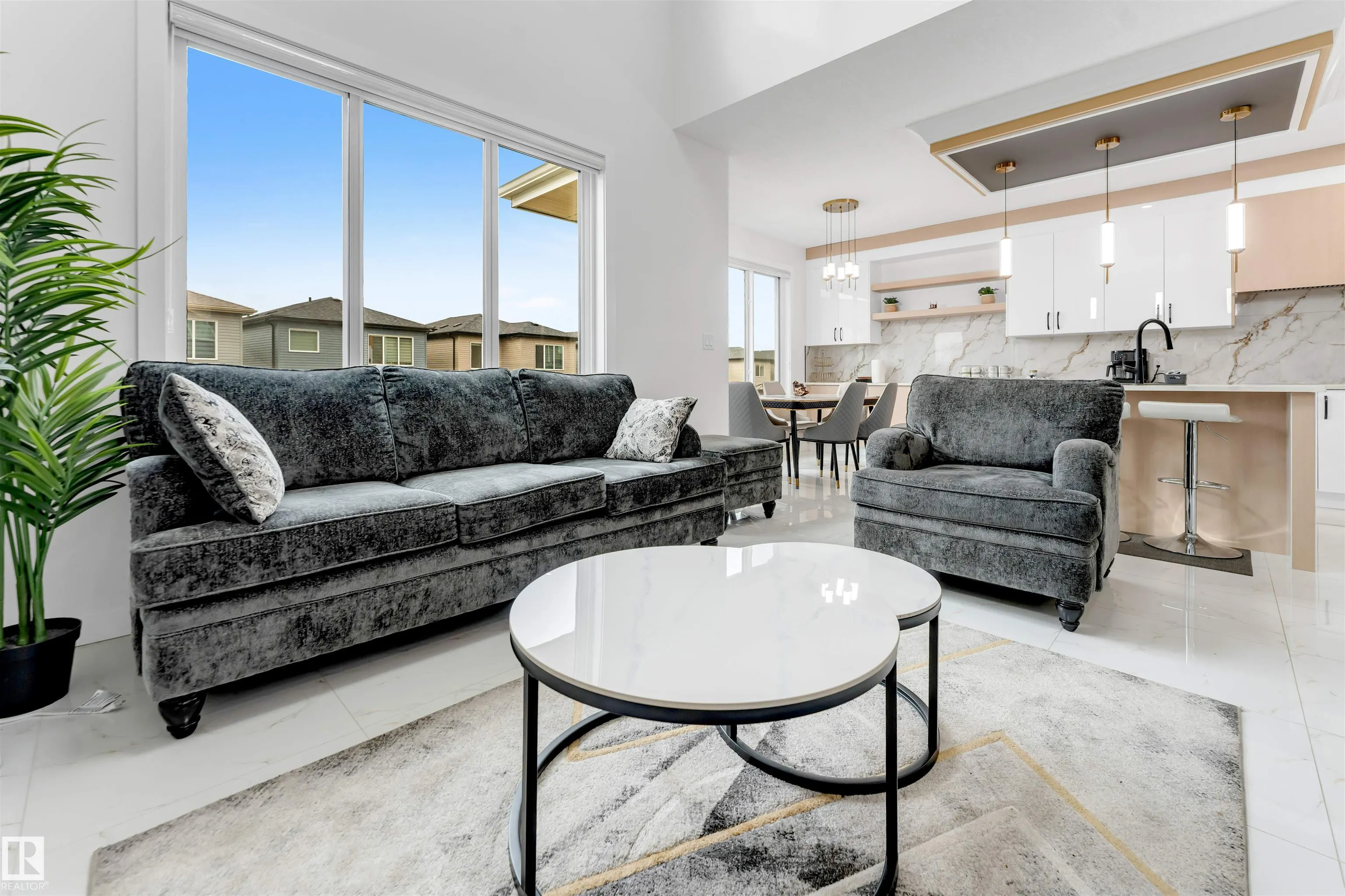 403 Pine Point