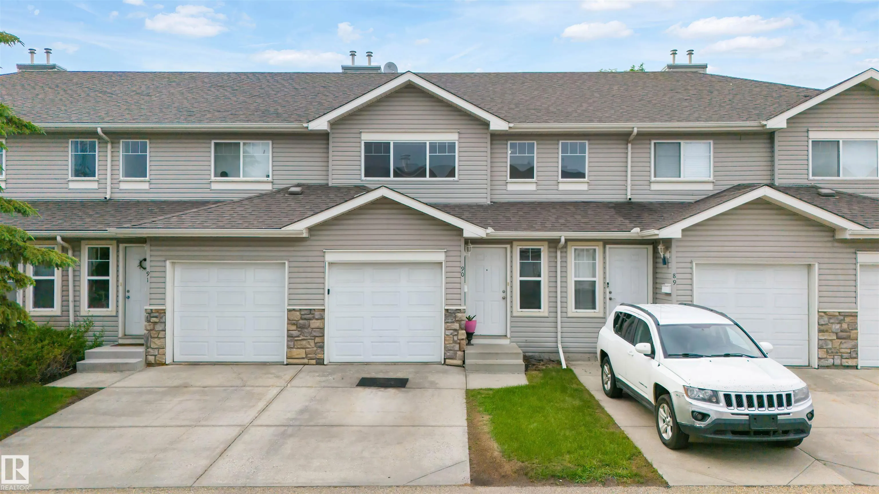 230 EDWARDS Drive