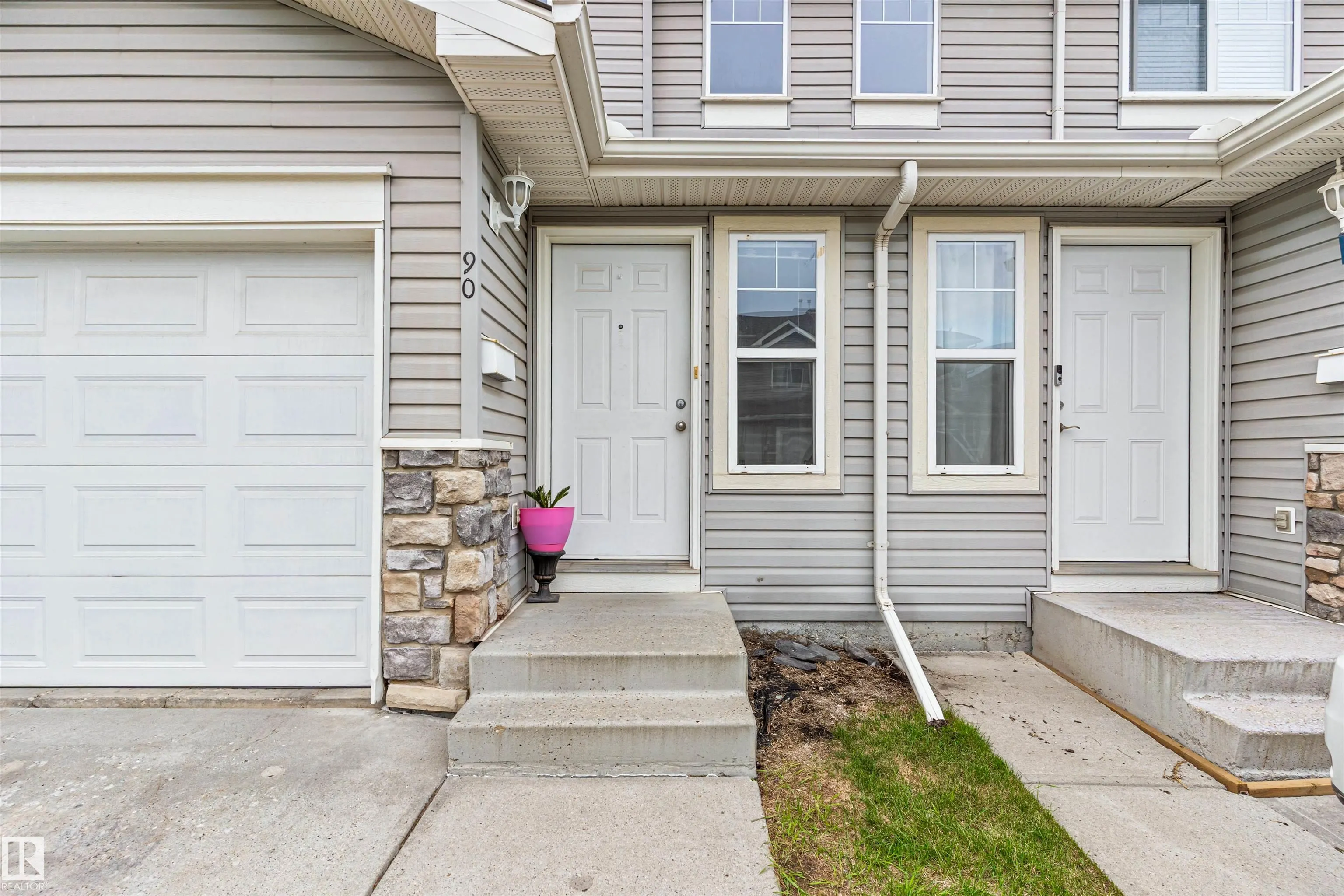 230 EDWARDS Drive