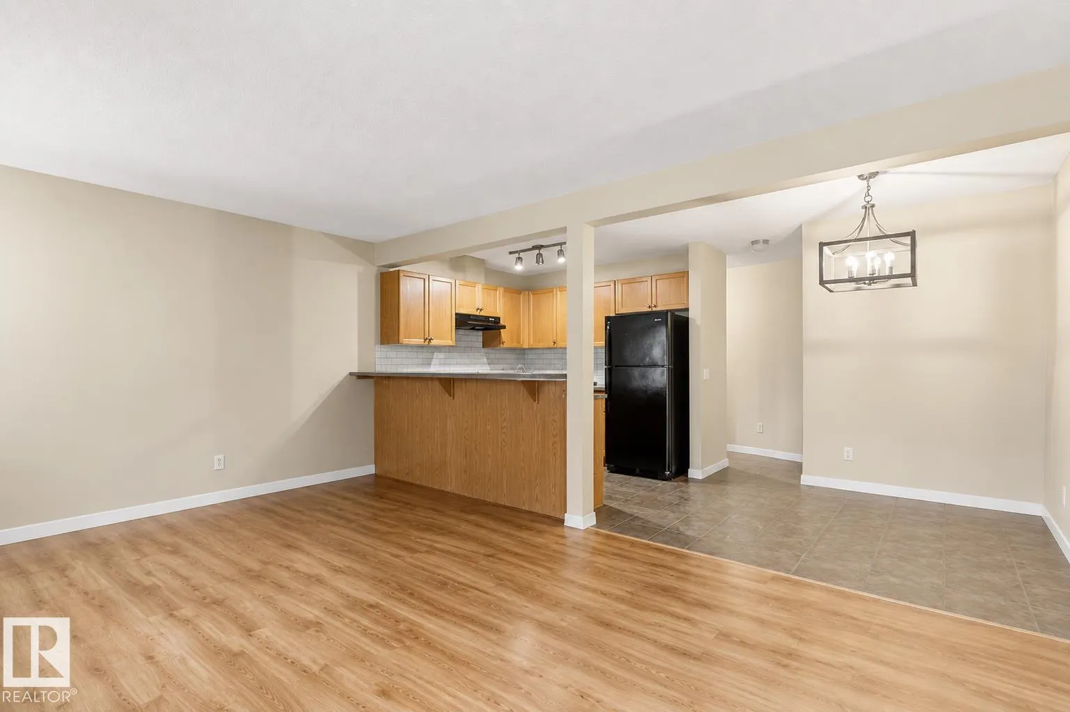 230 EDWARDS Drive