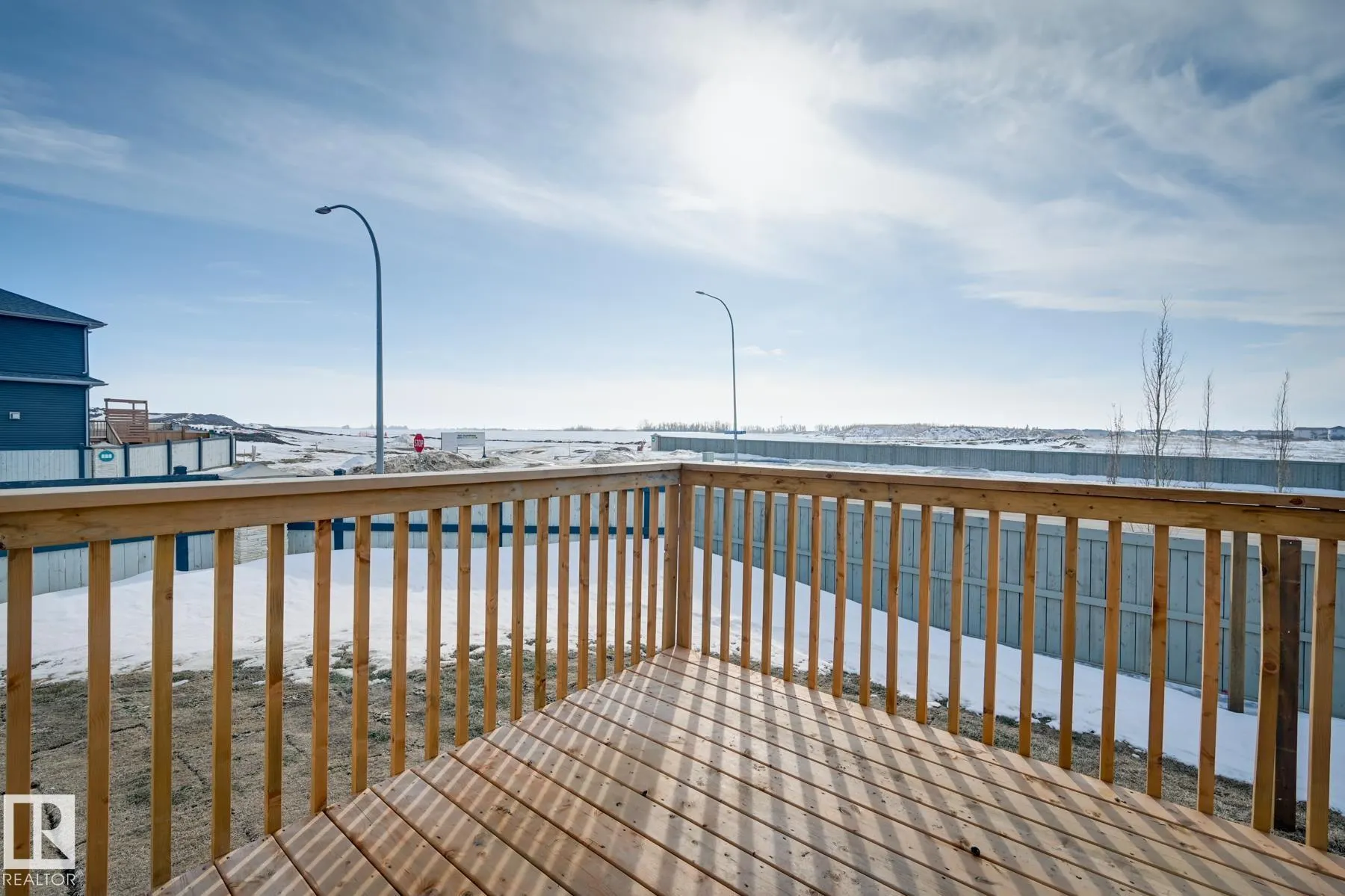 72 MCLEAN Bend