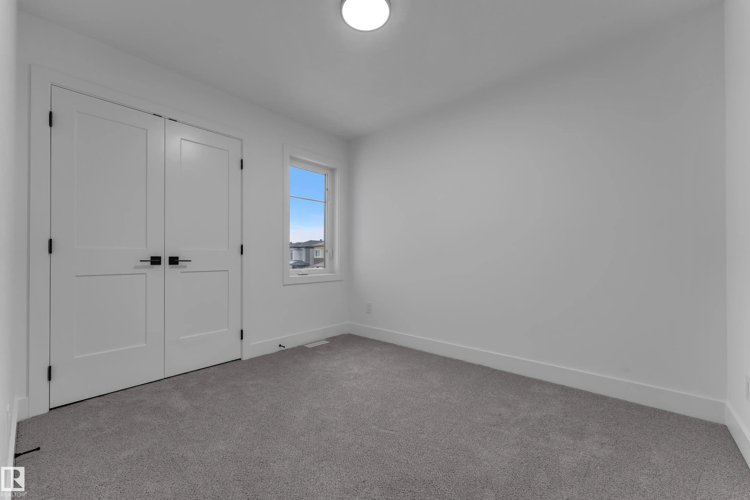 292 Munn Way