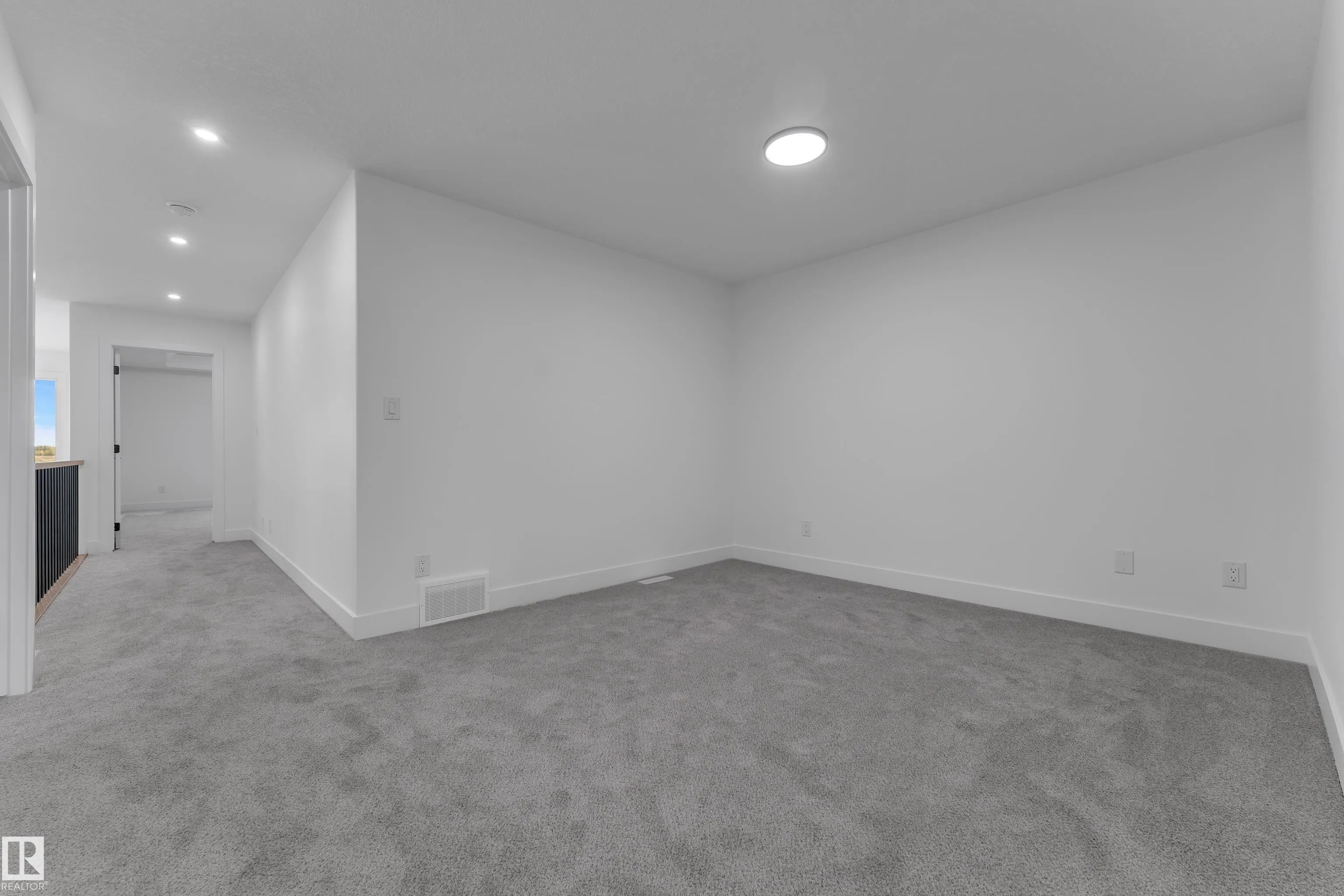 292 Munn Way