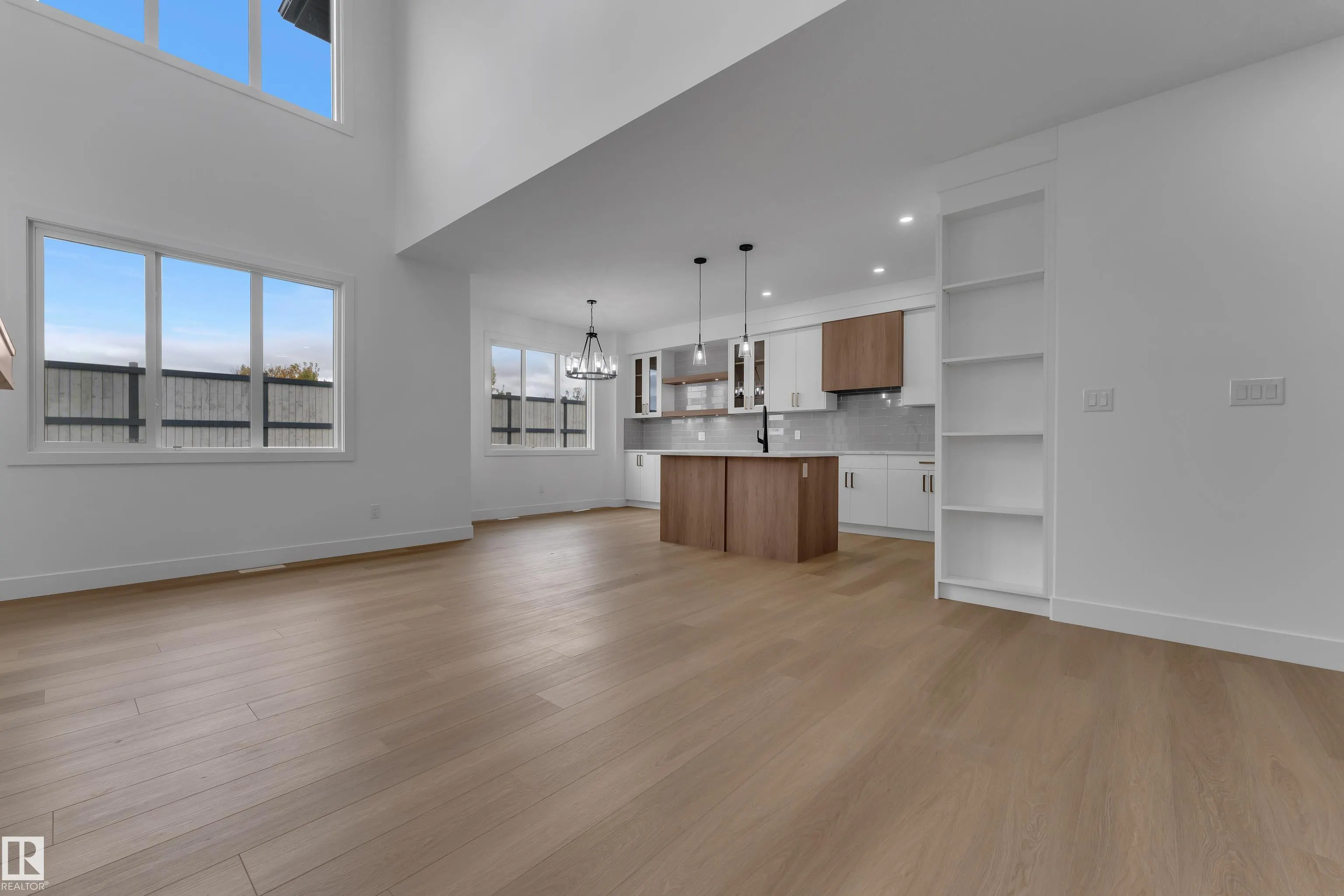 292 Munn Way