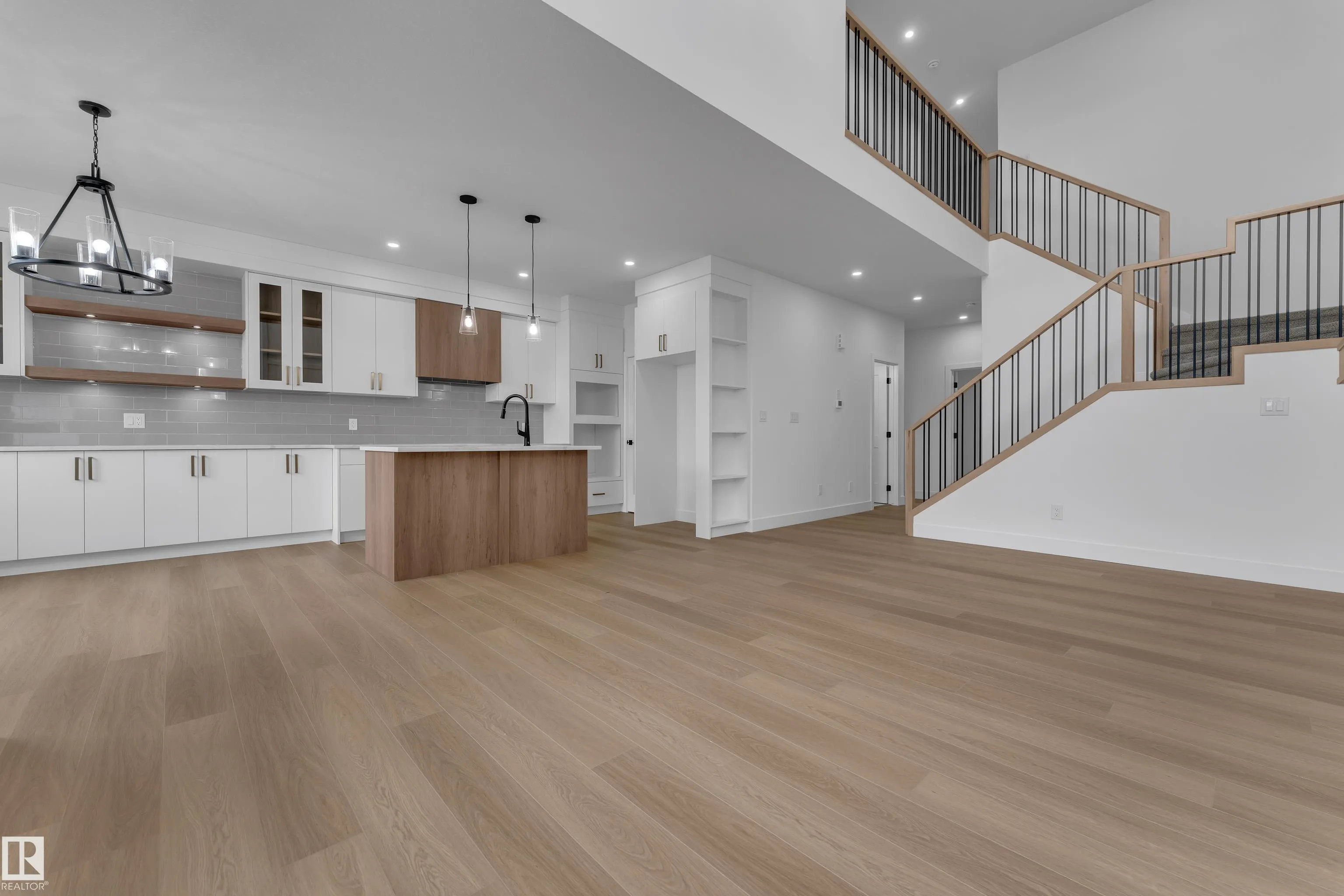292 Munn Way