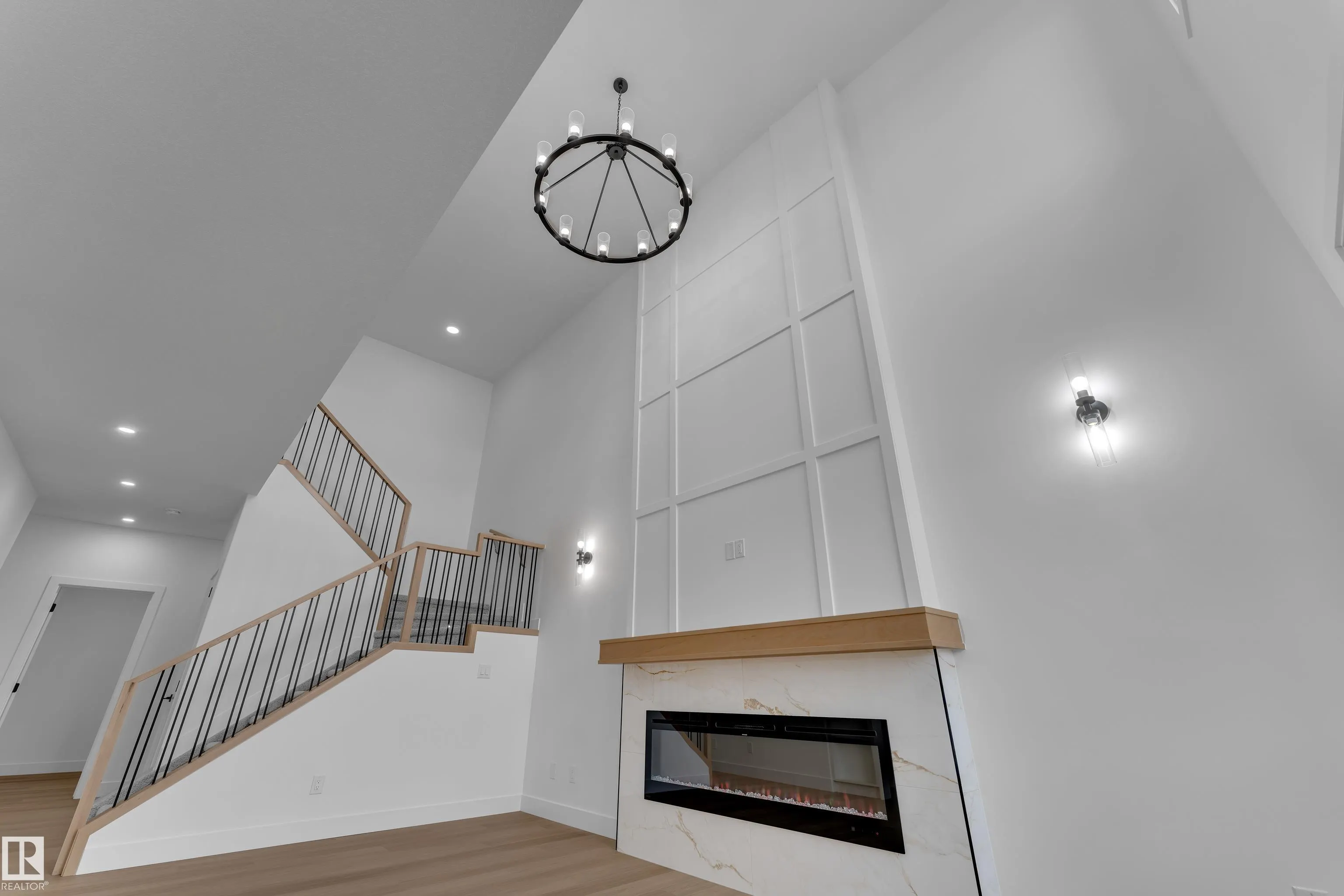 292 Munn Way