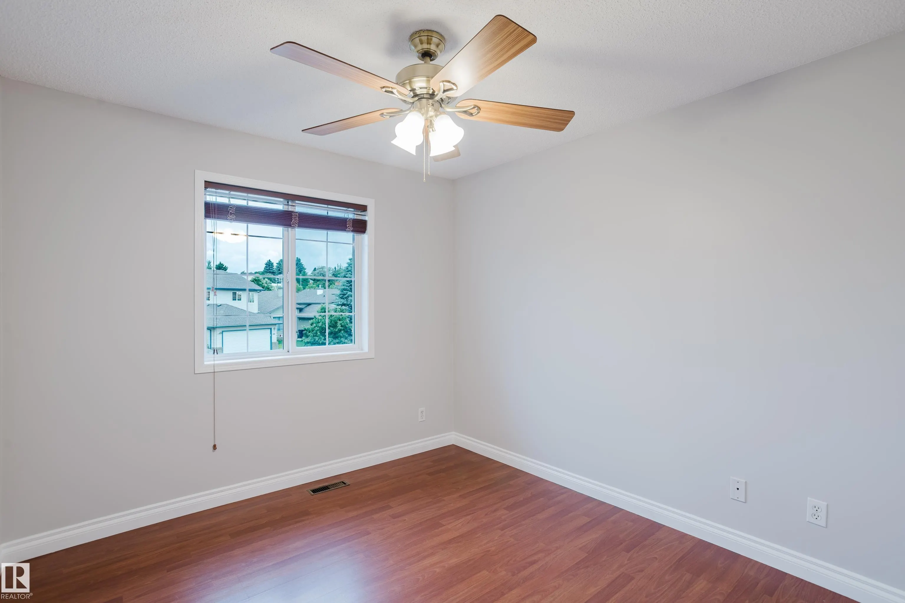 611 Hooke Court
