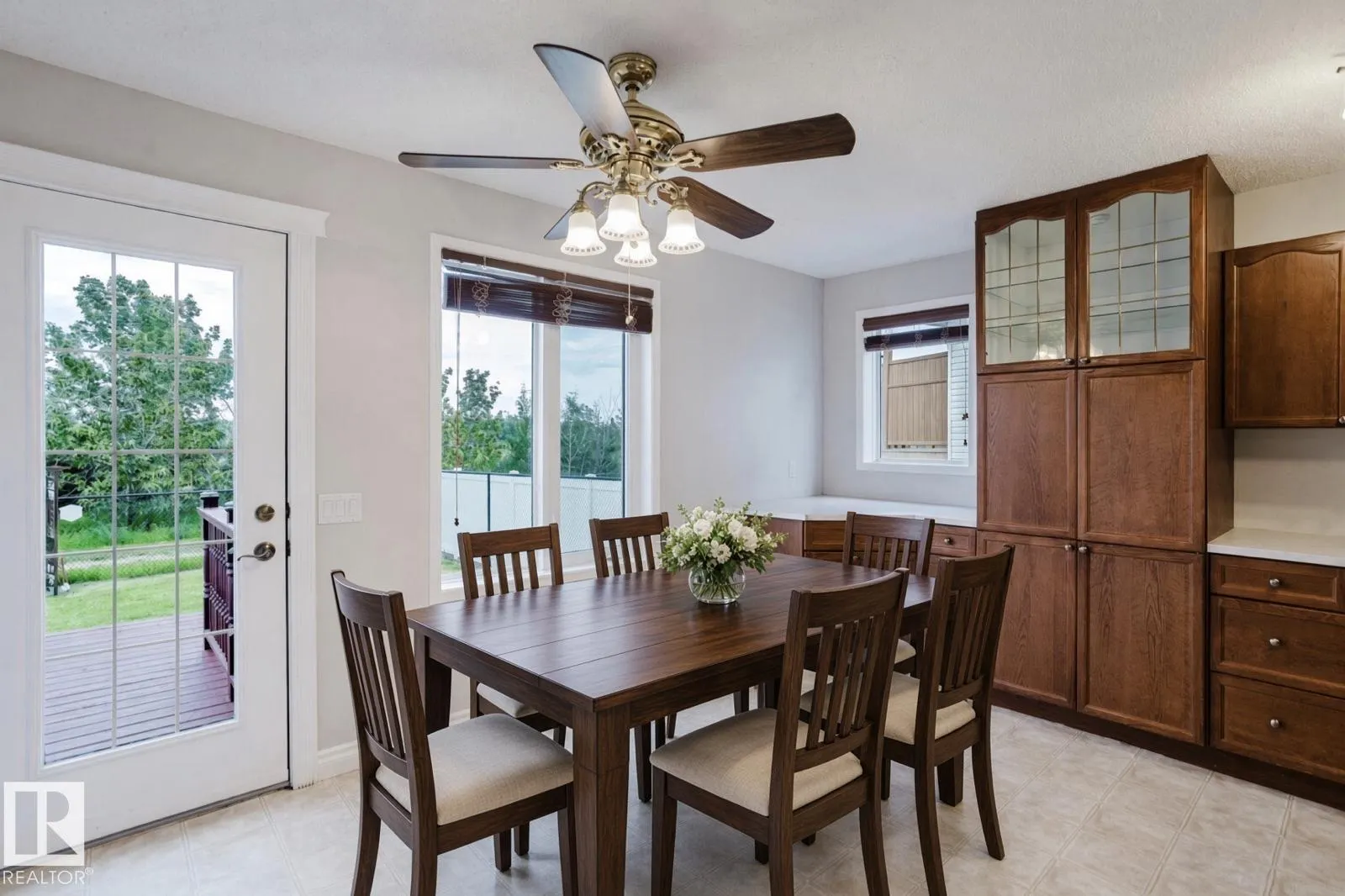 611 Hooke Court