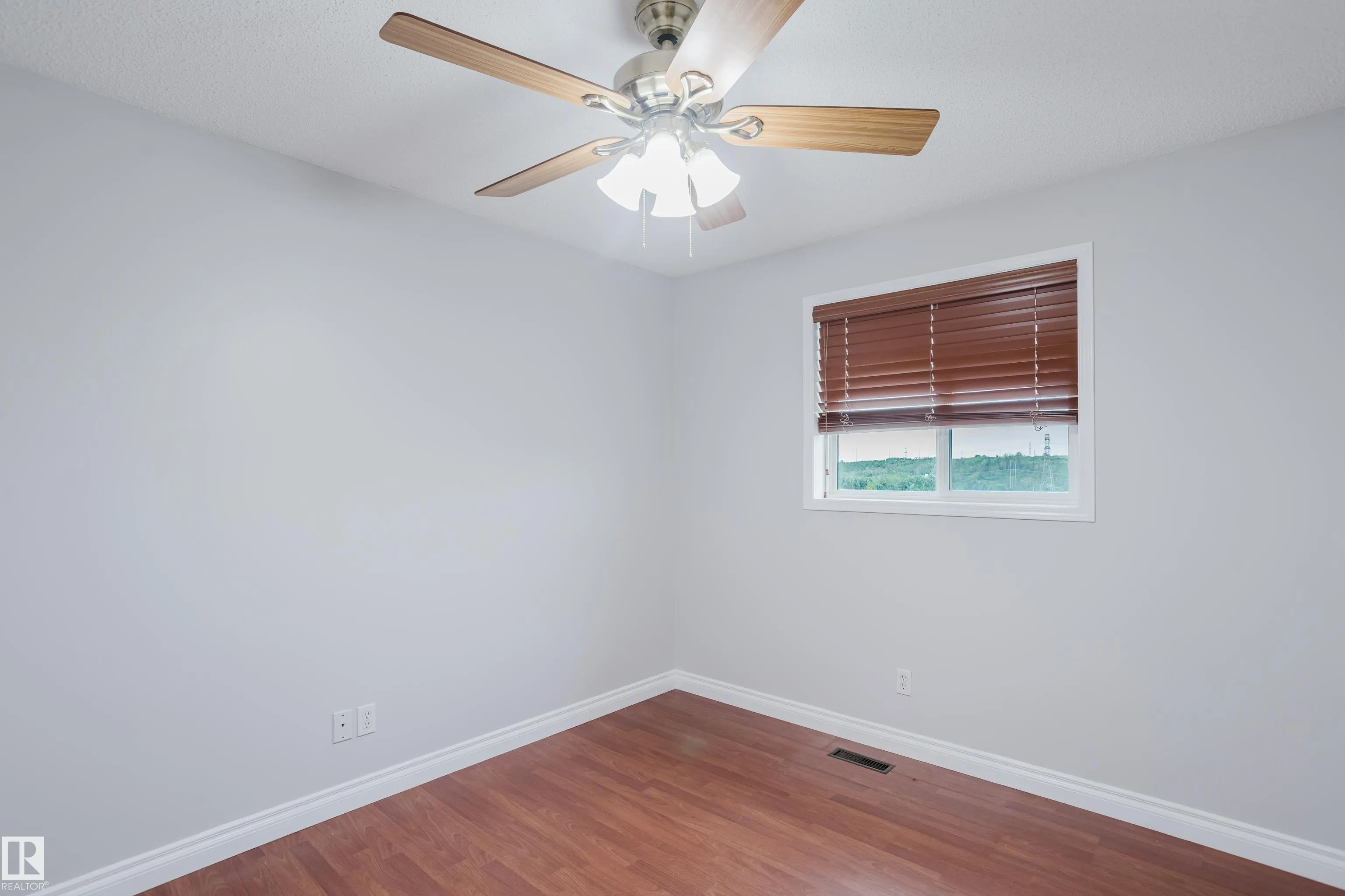 611 Hooke Court