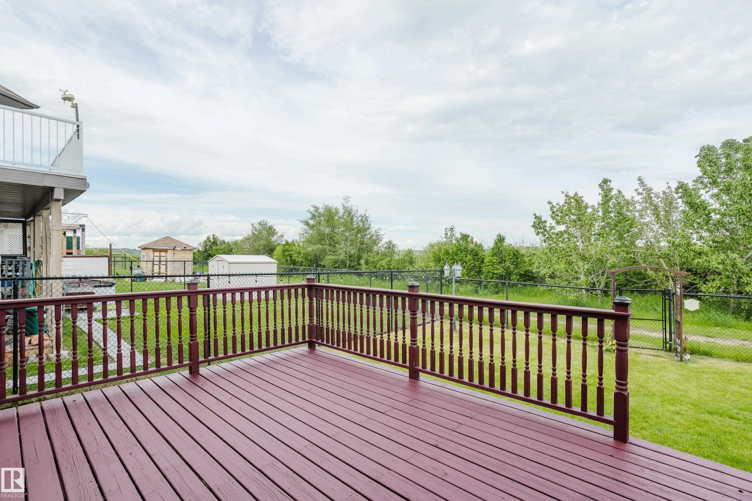 611 Hooke Court