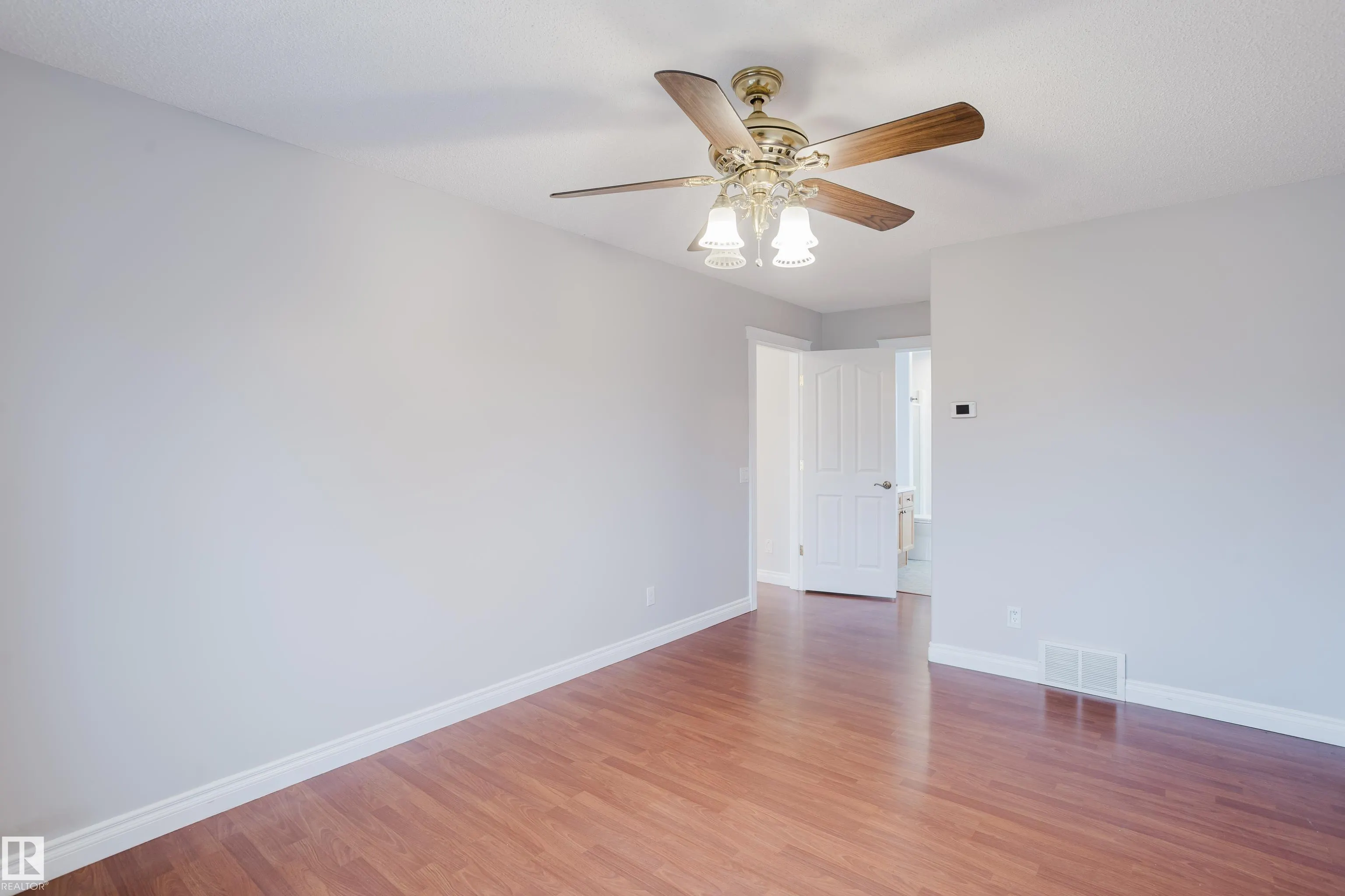611 Hooke Court