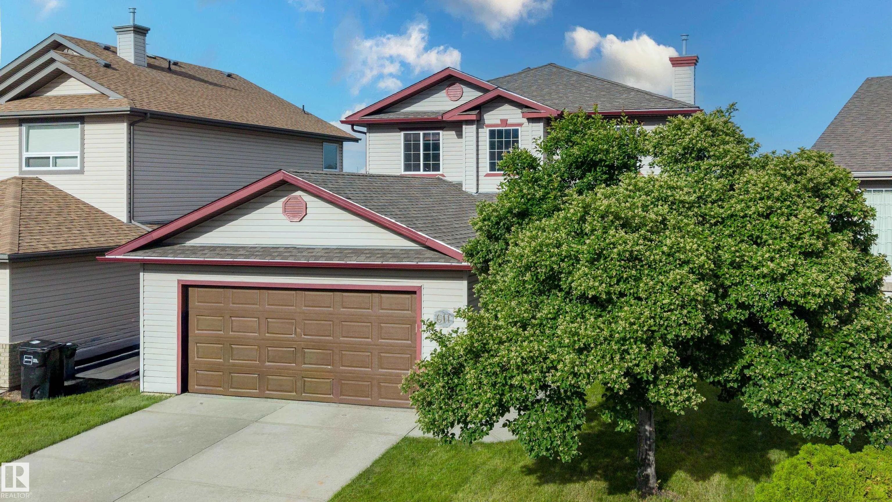 611 Hooke Court