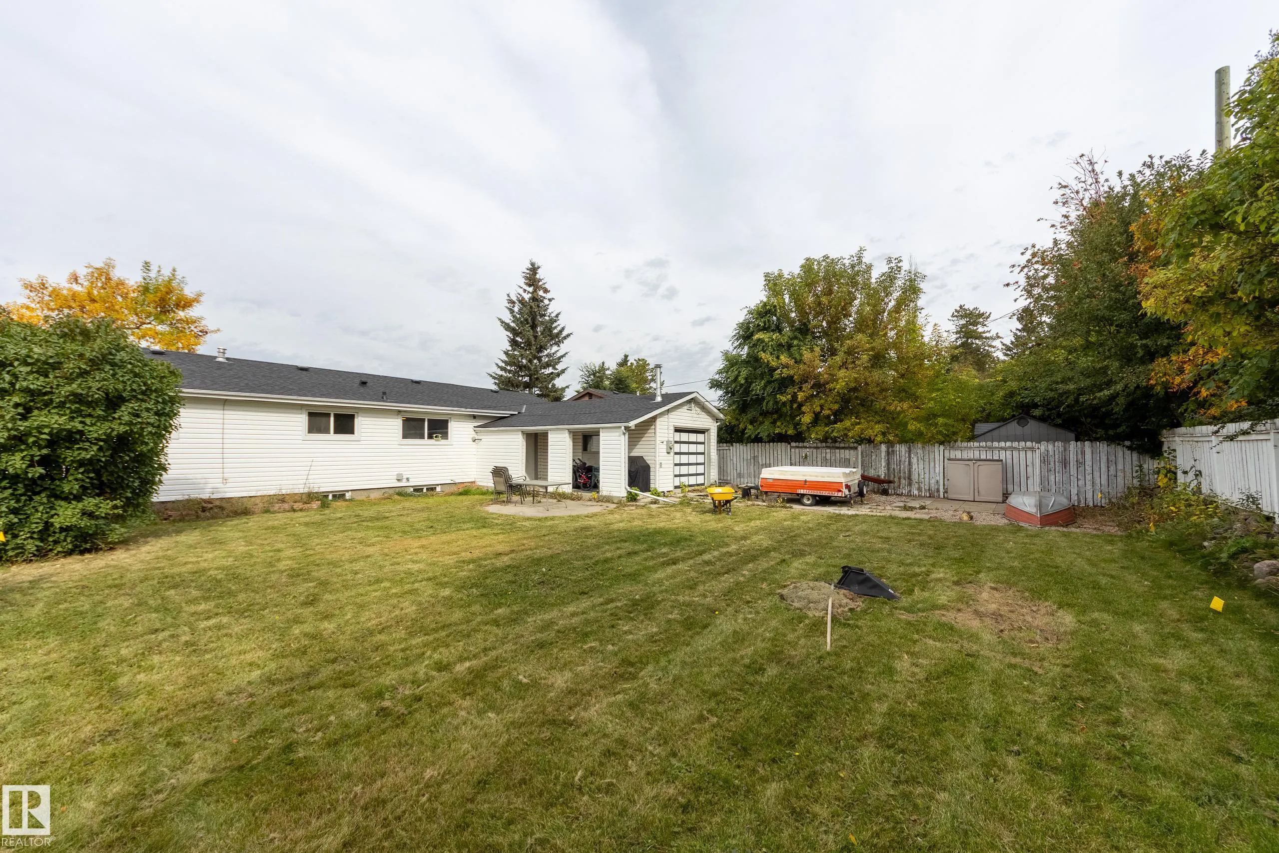 103 ACACIA Court