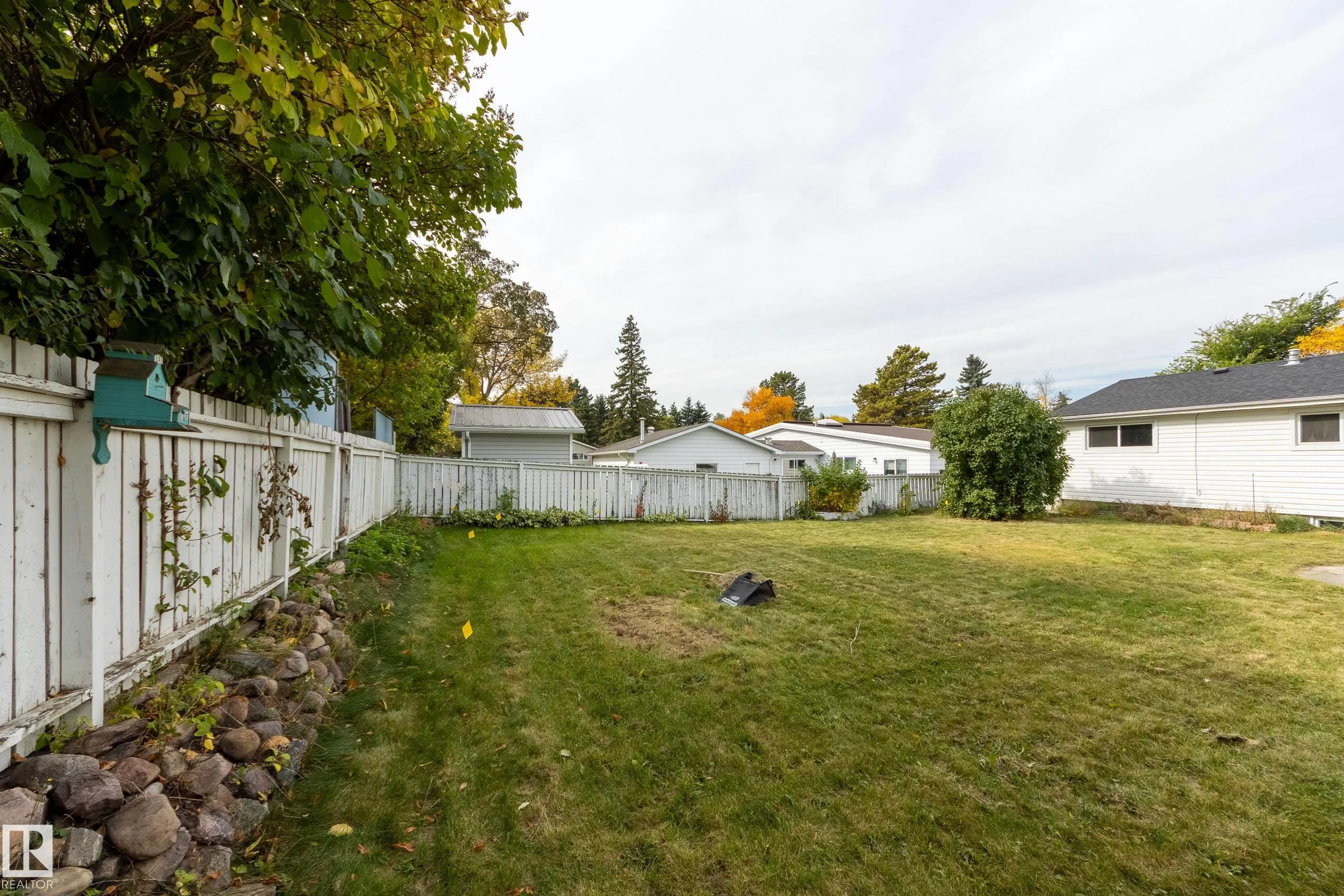 103 ACACIA Court