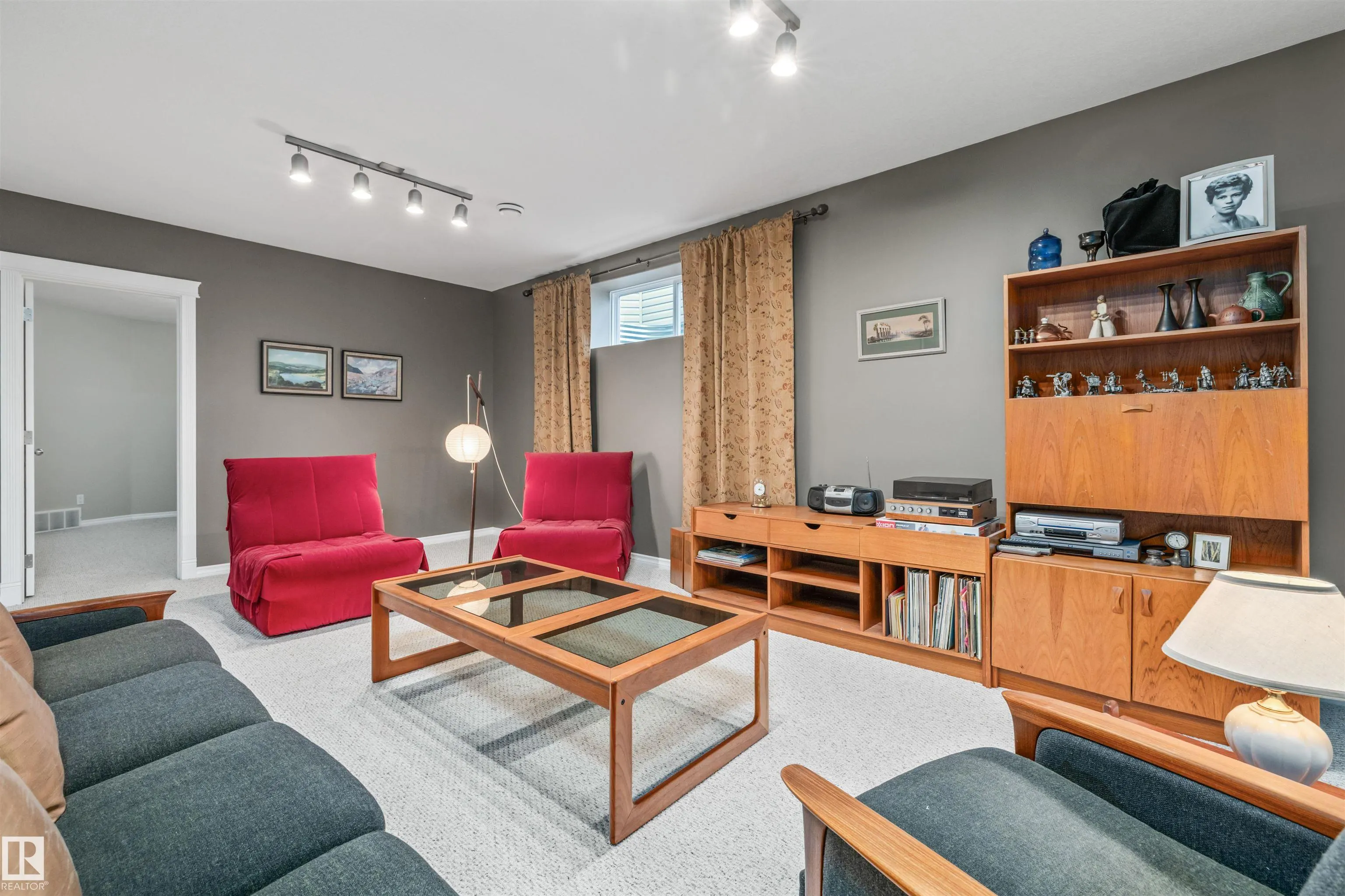 20 HARVARD PLACE