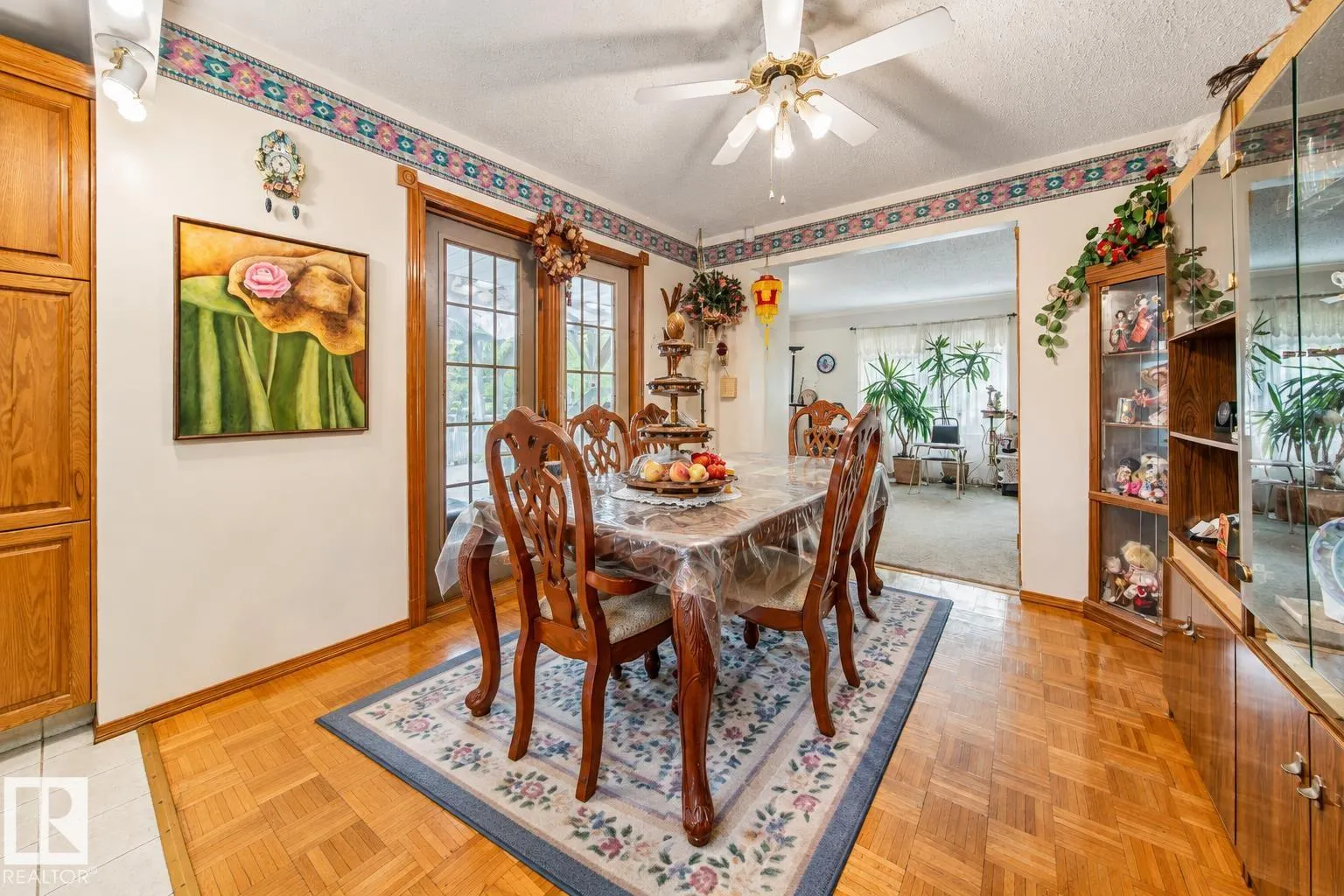 464025 RGE ROAD 242