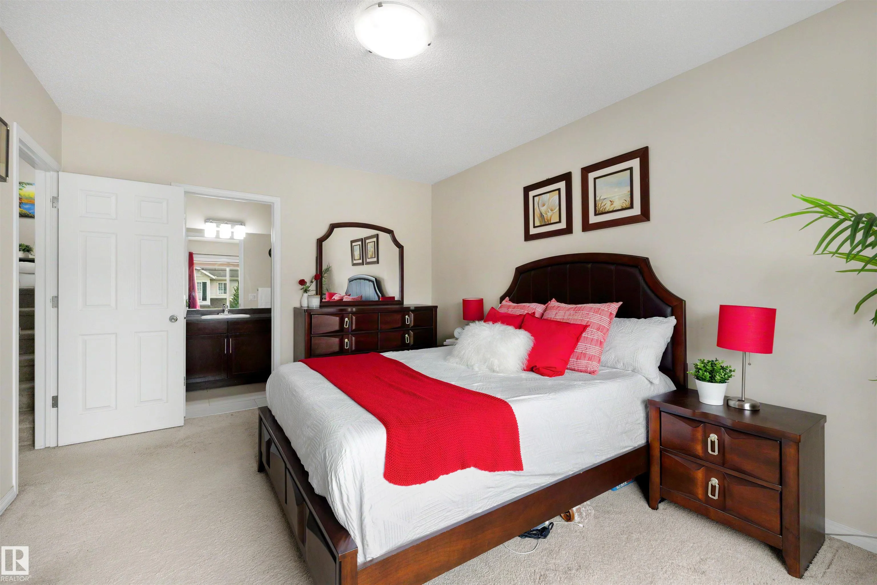 2422 CASSIDY Way