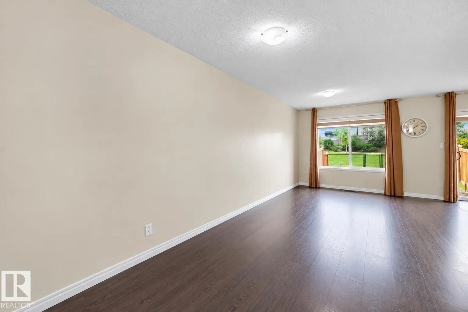 2422 CASSIDY Way