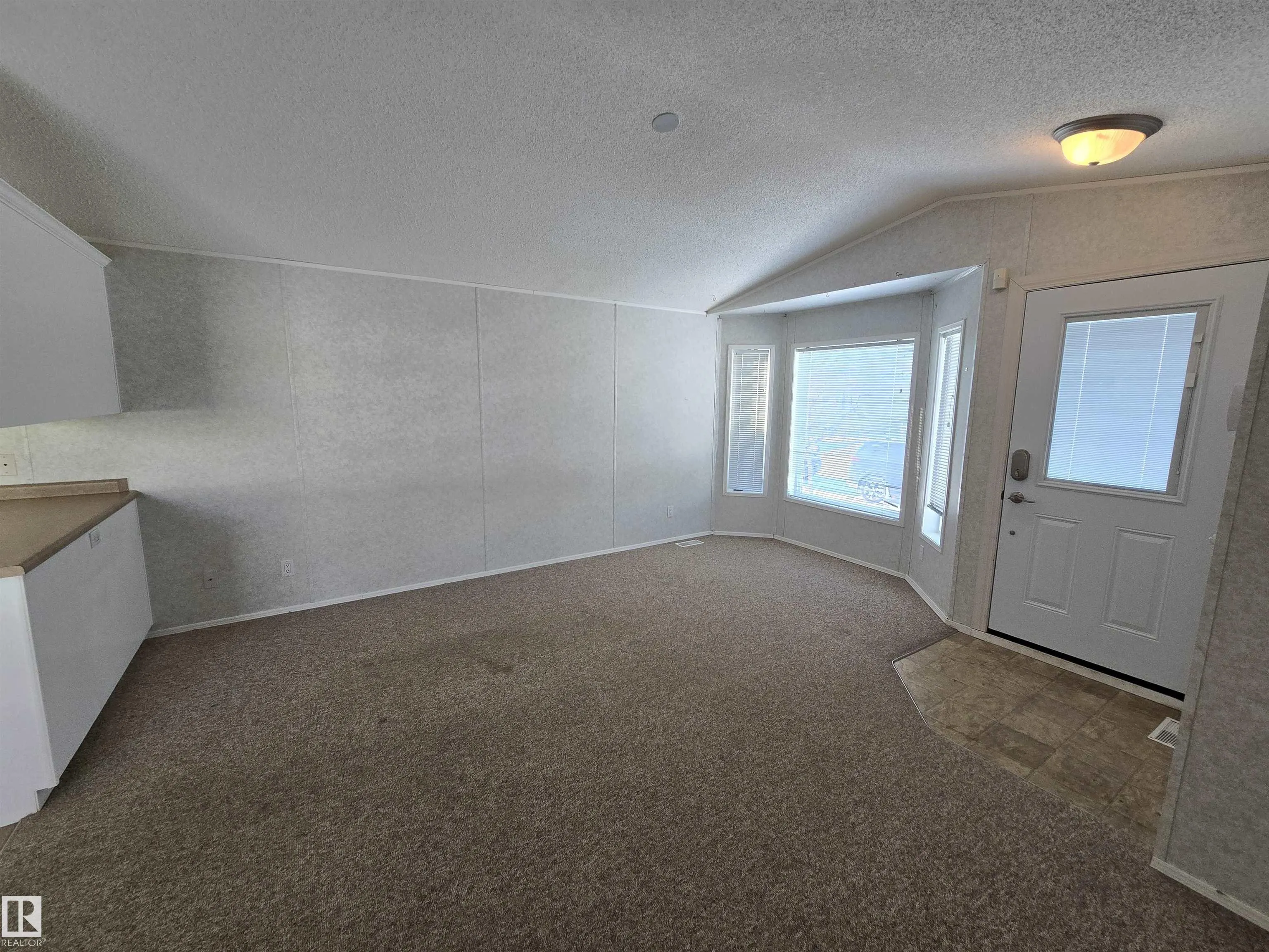 1133 Aspen Drive