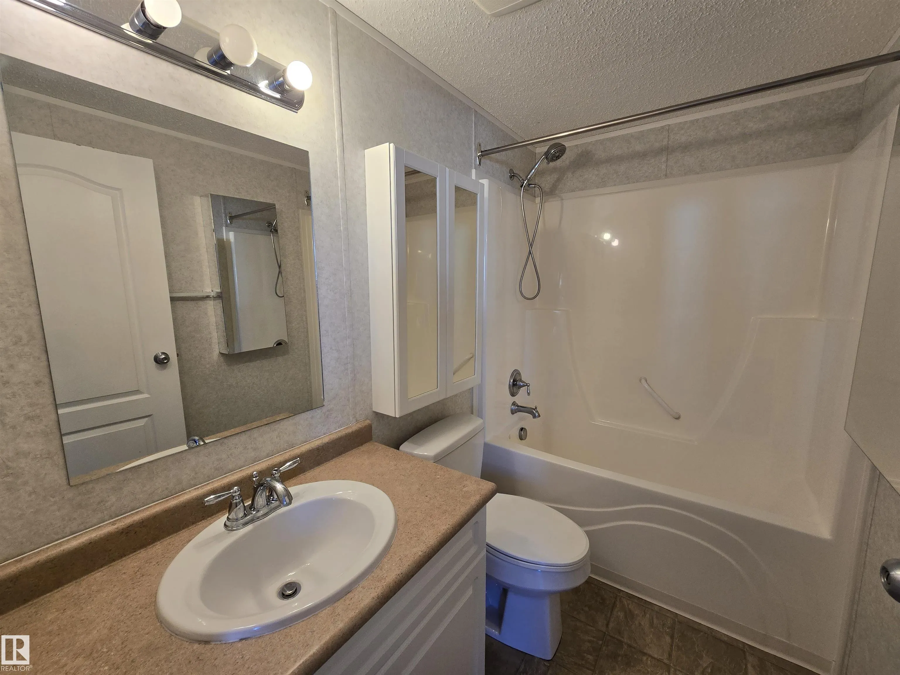 1133 Aspen Drive