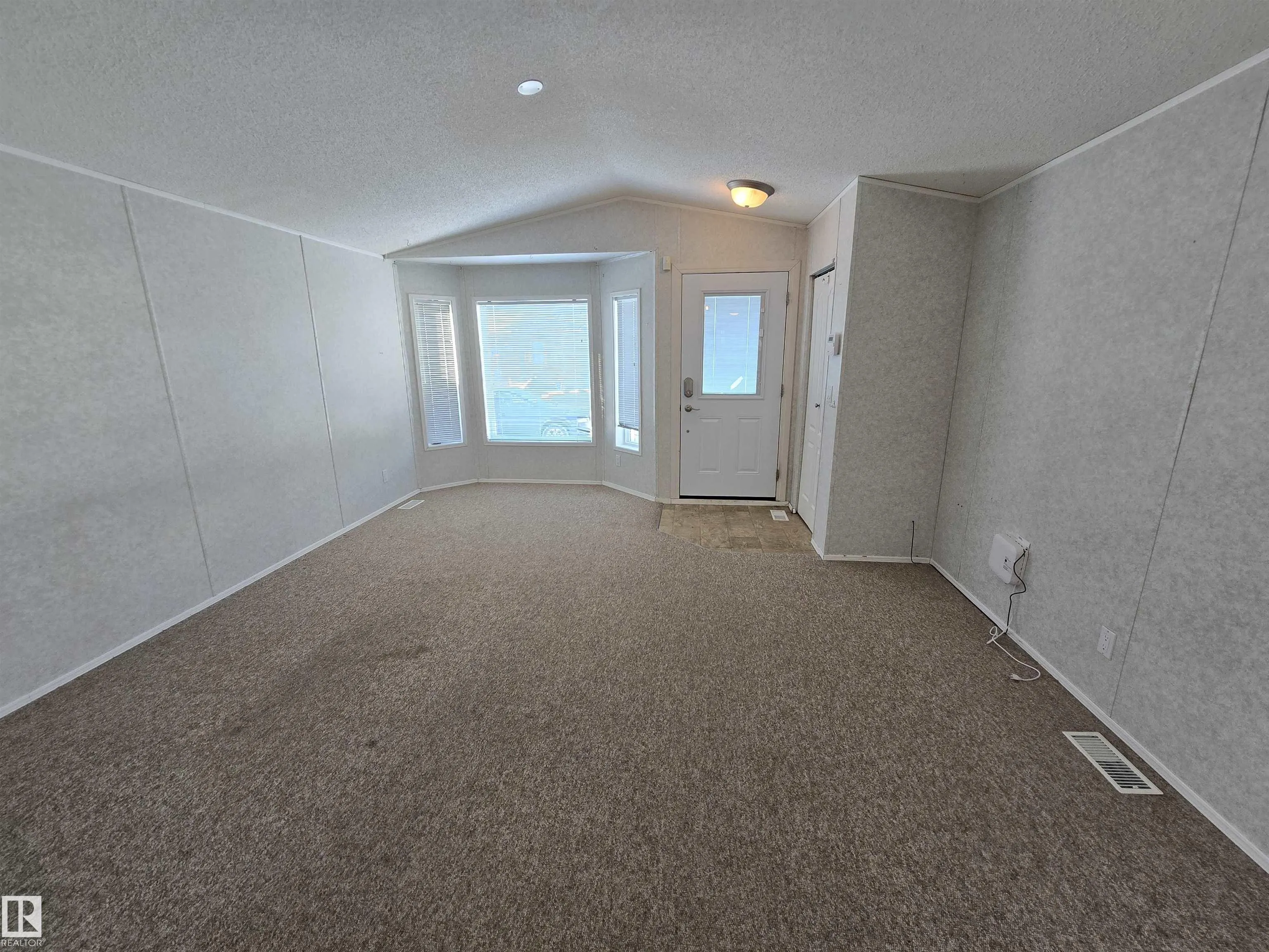 1133 Aspen Drive
