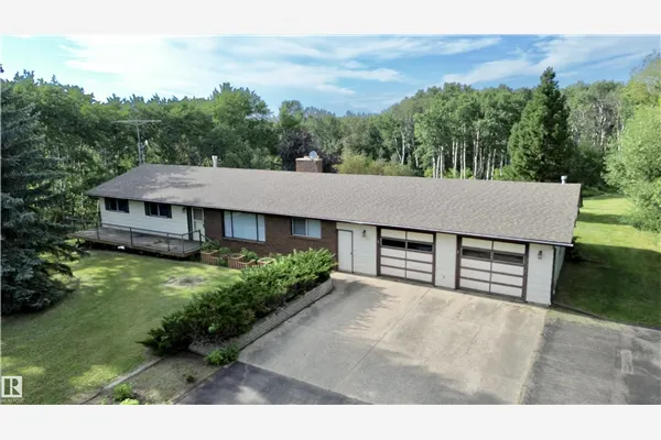 473051 RGE ROAD 242