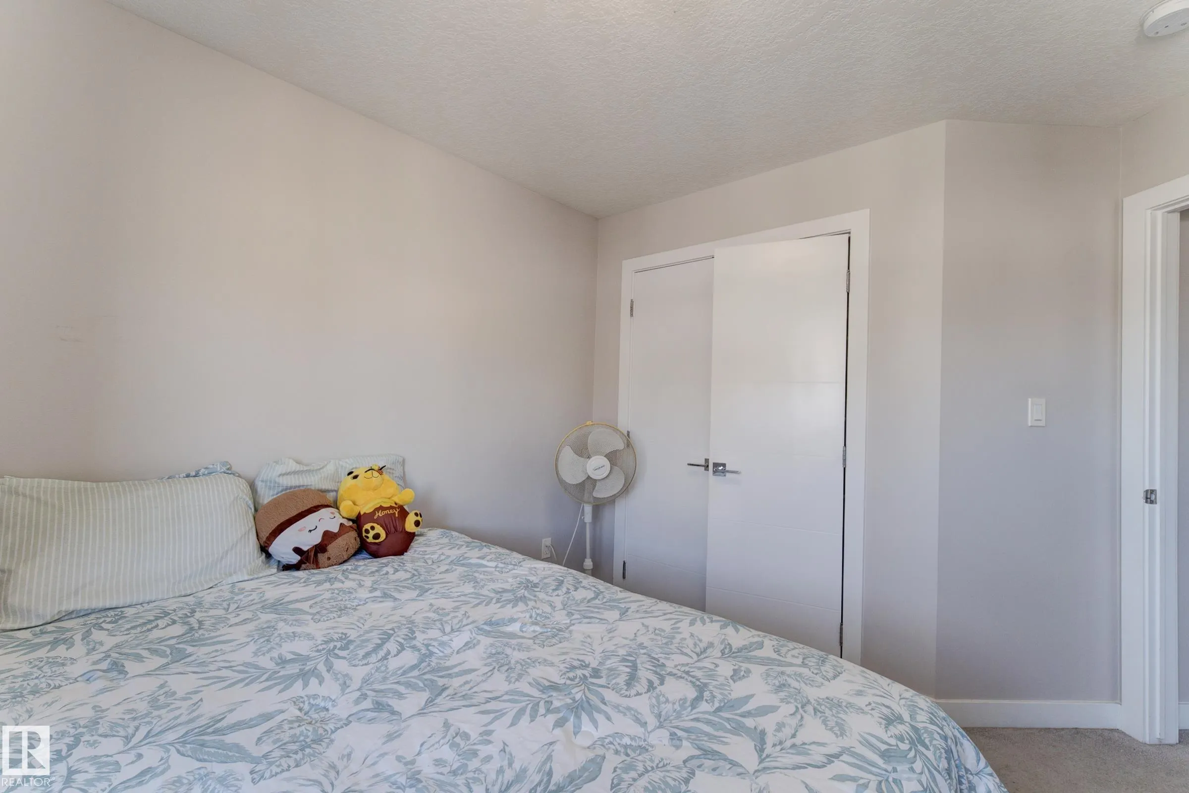 1703 16 Avenue