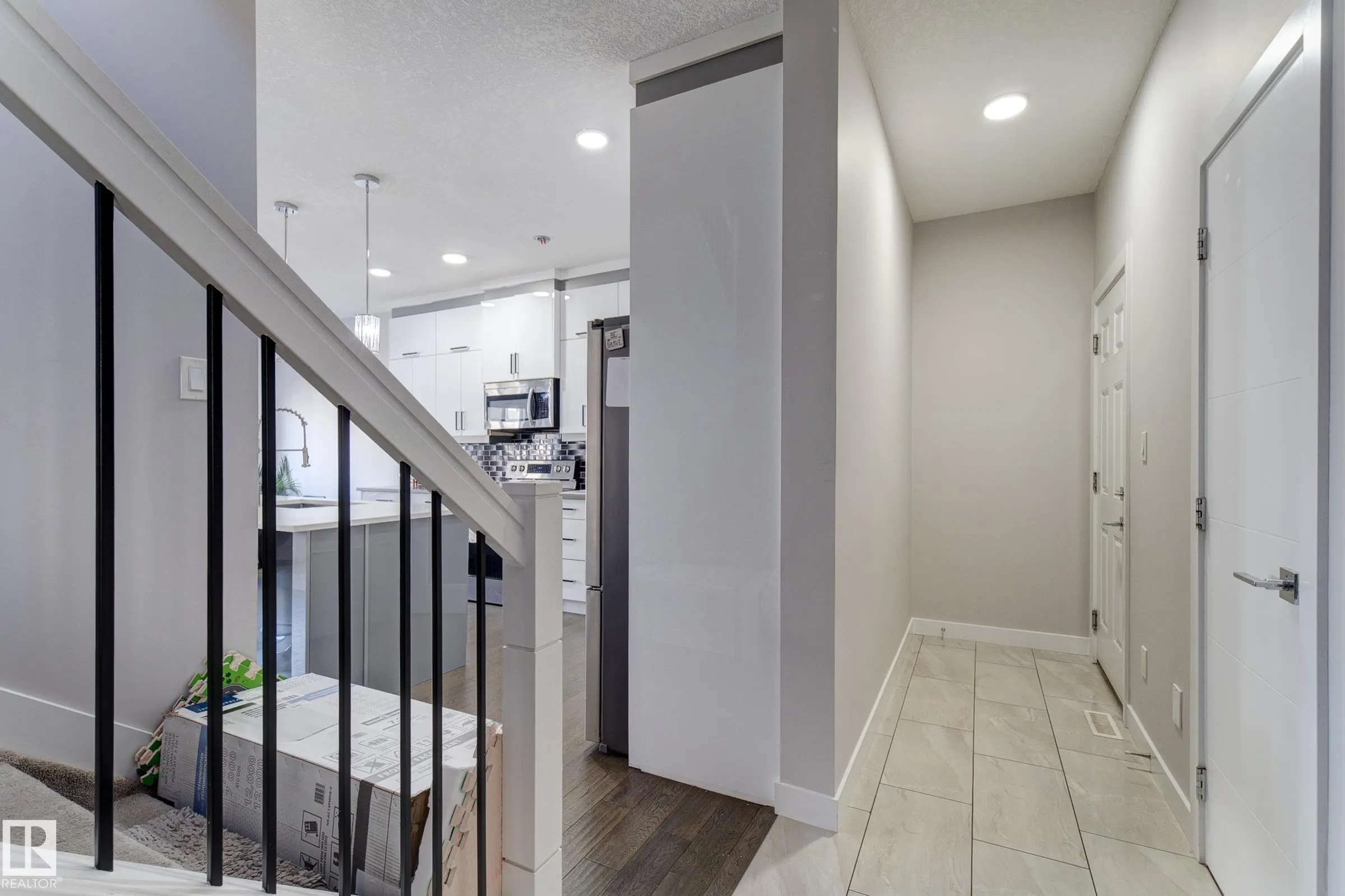 1703 16 Avenue