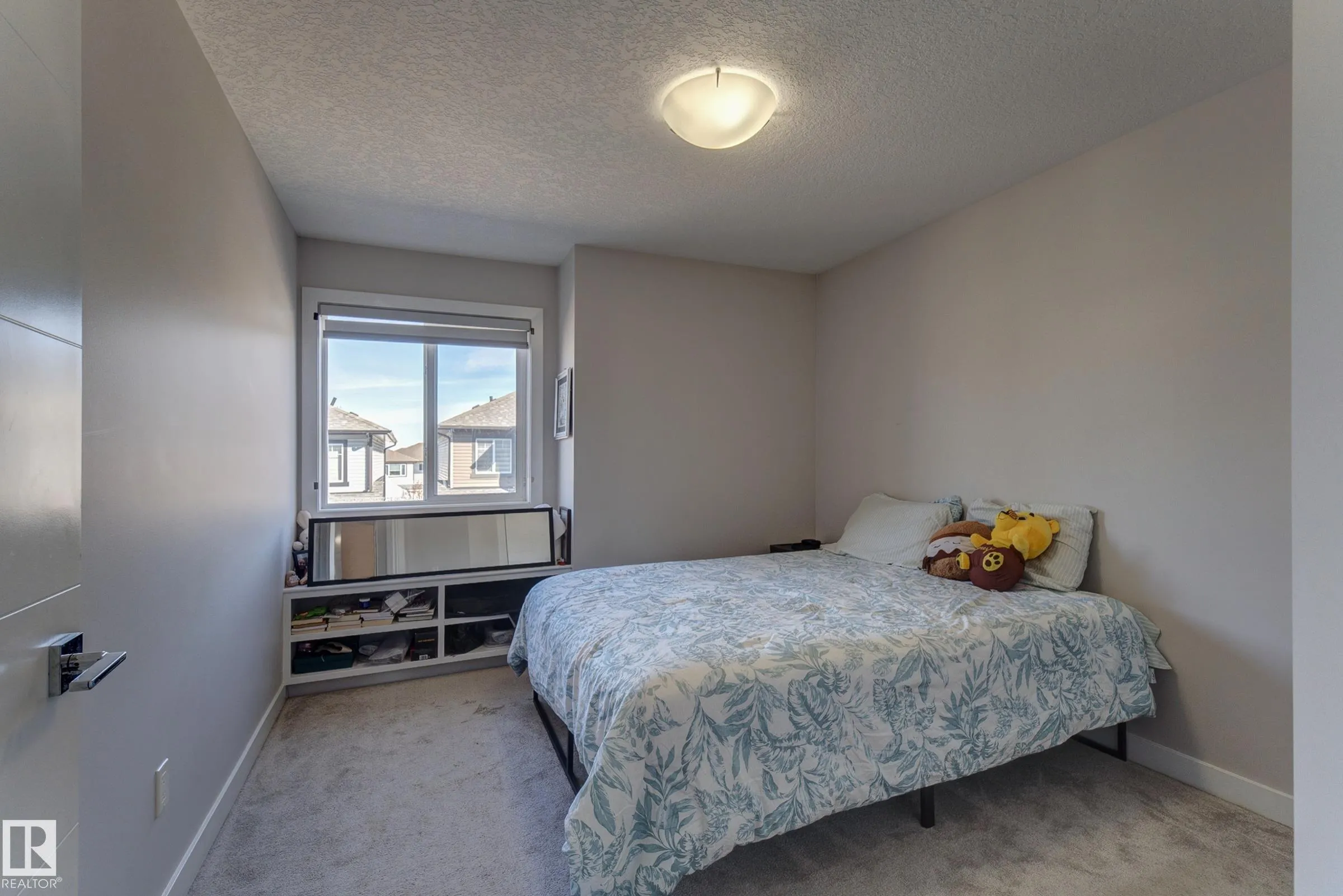 1703 16 Avenue