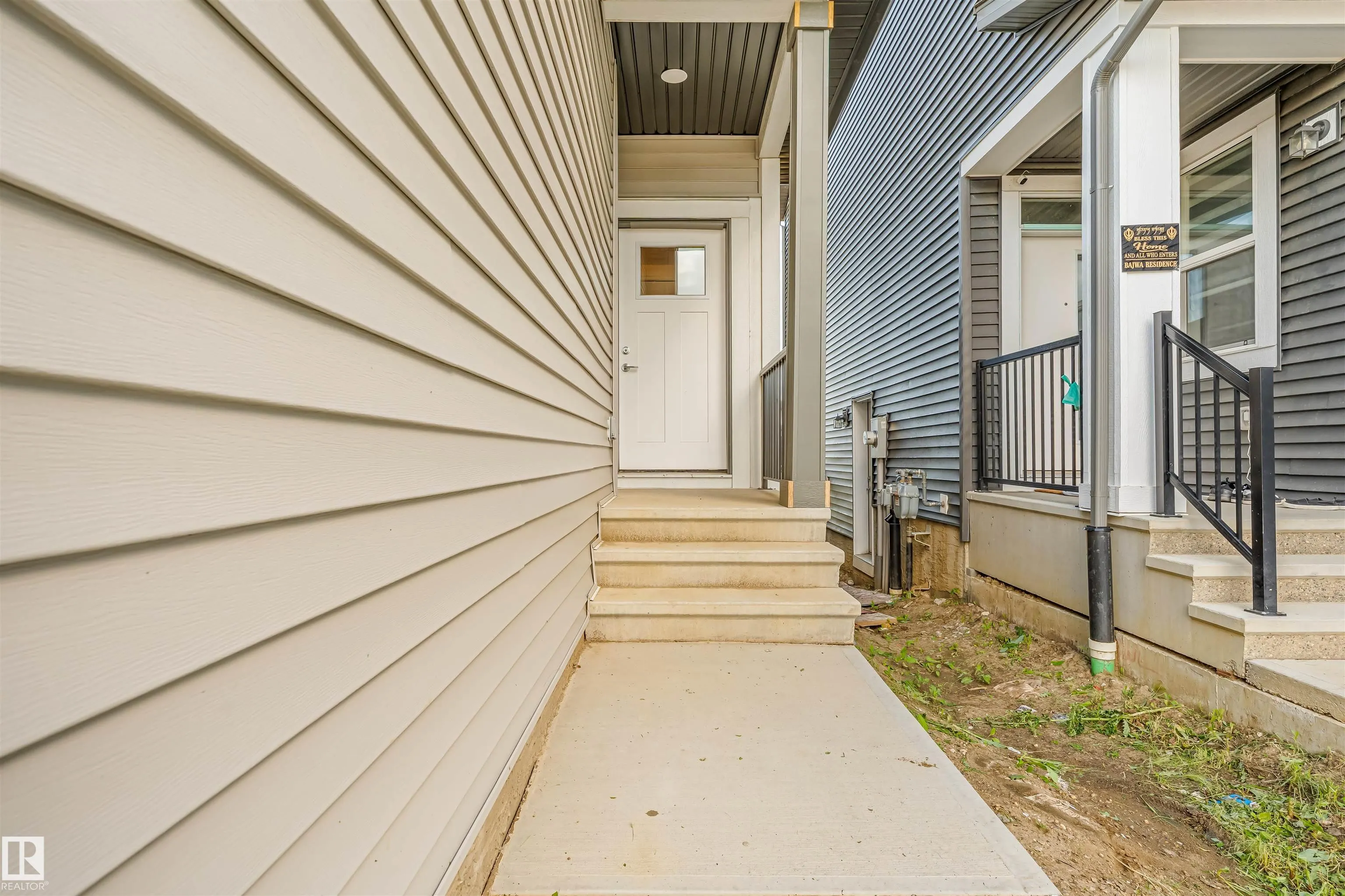 7122 52 AVE BEAUMONT