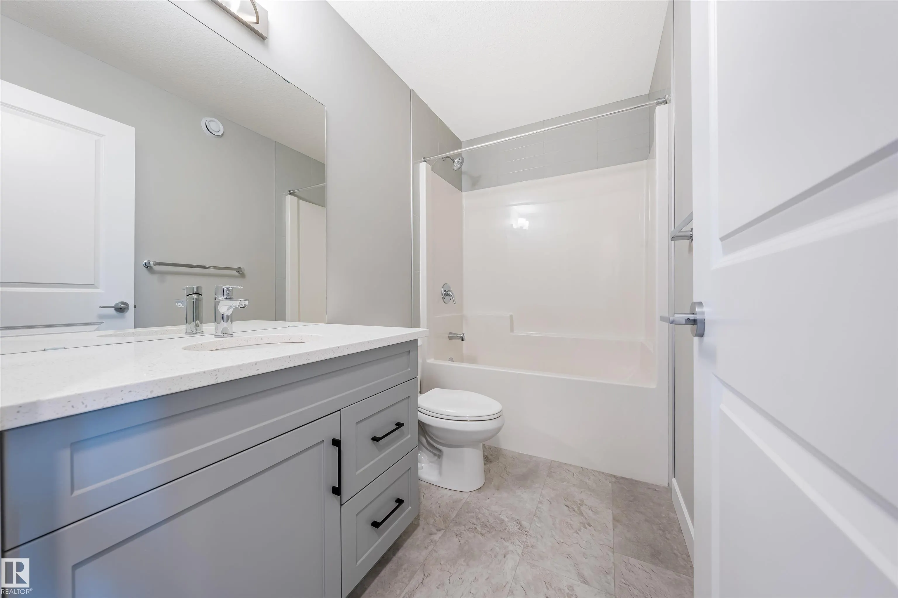 7122 52 AVE BEAUMONT