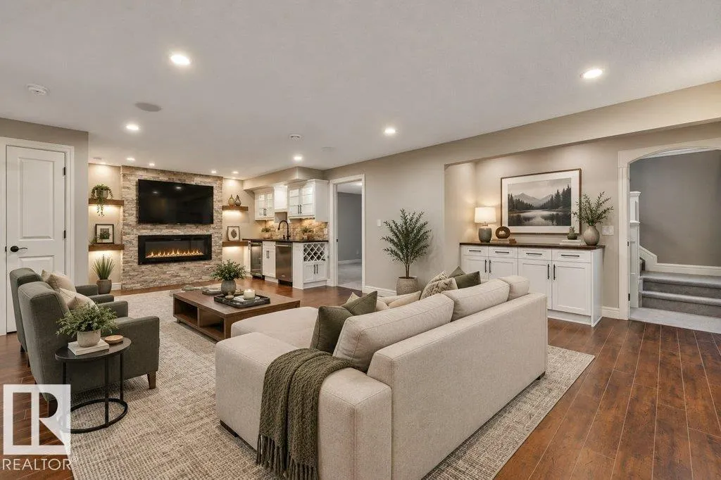 4112 SUMMERLAND Drive